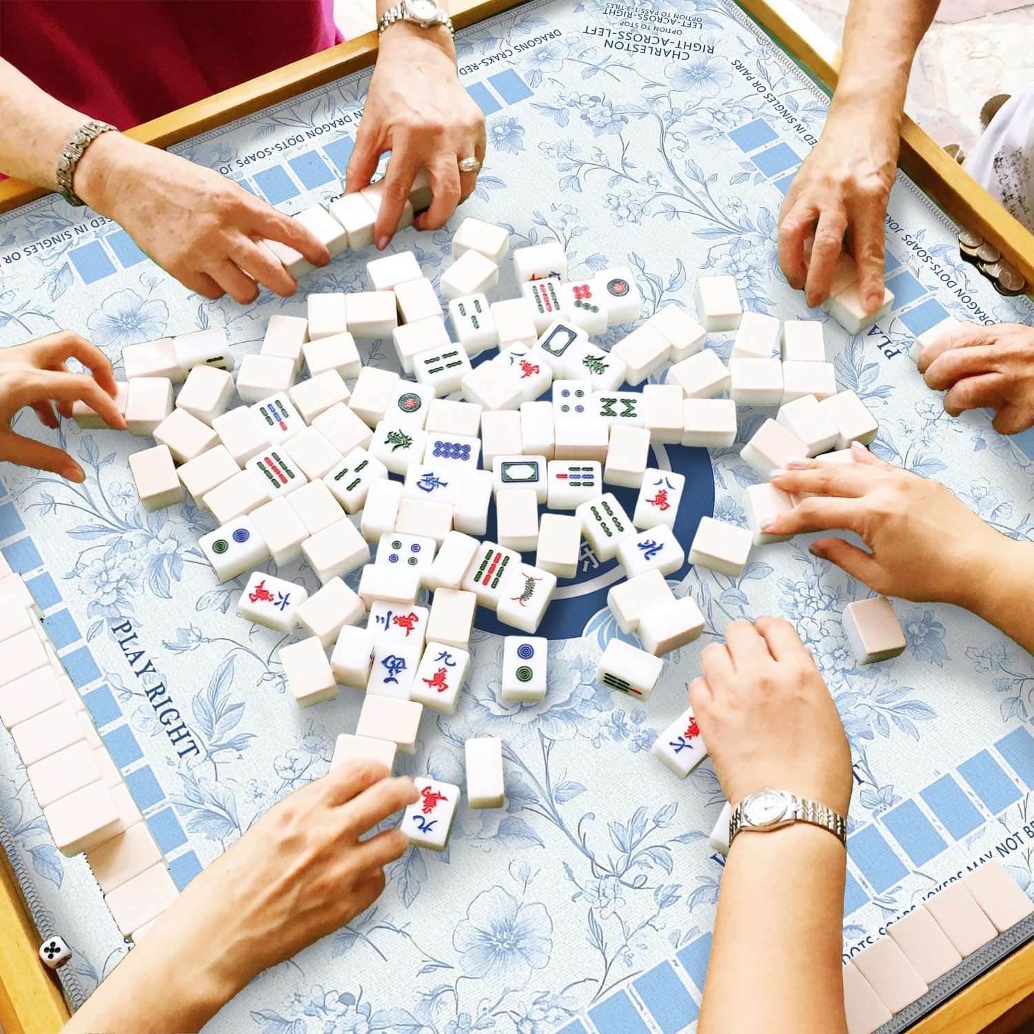 Blue Chinoiserie Floral Mahjong Mat 31.5 x 31.5 in, Vintage Pastel Blue and White Floral Anti Slip and Noise Reduction Game Table Cover for Mahjong Dominoes Card Board Tile Games