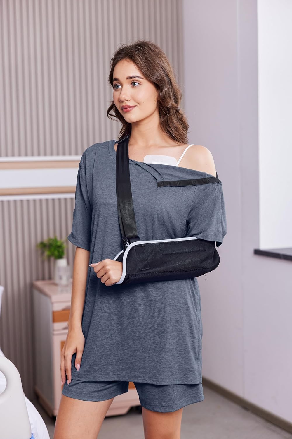 Deyeek 2Pcs Unisex Post Shoulder Surgery Shirts & Shorts Tear Away Shirts for Rotator Cuff Surgery Chemo Port Access Clothes - Image 4