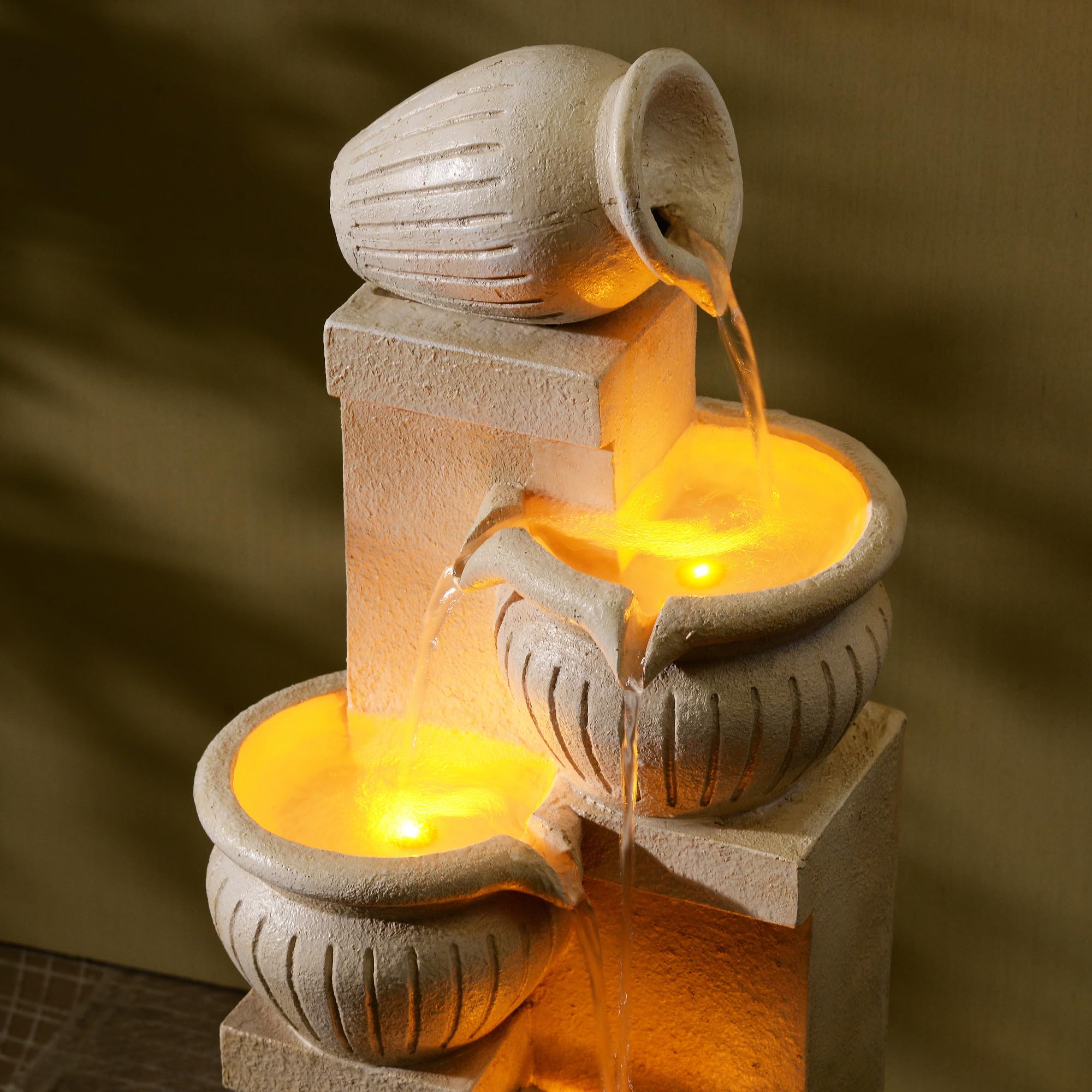 Teamson Home Fontaine Solaire 4 Niveaux Cascade exterieure LED ecologique sans Fil Balcon Patio Aspect Pierre Naturelle