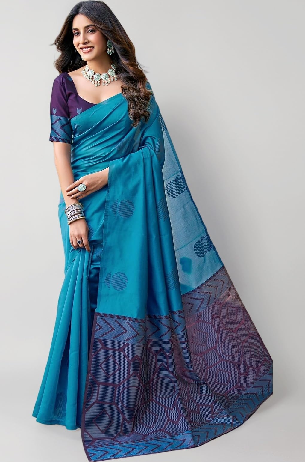 Women's Banarasi Silk Jacquard Saree with Unstitched Blouse Piece