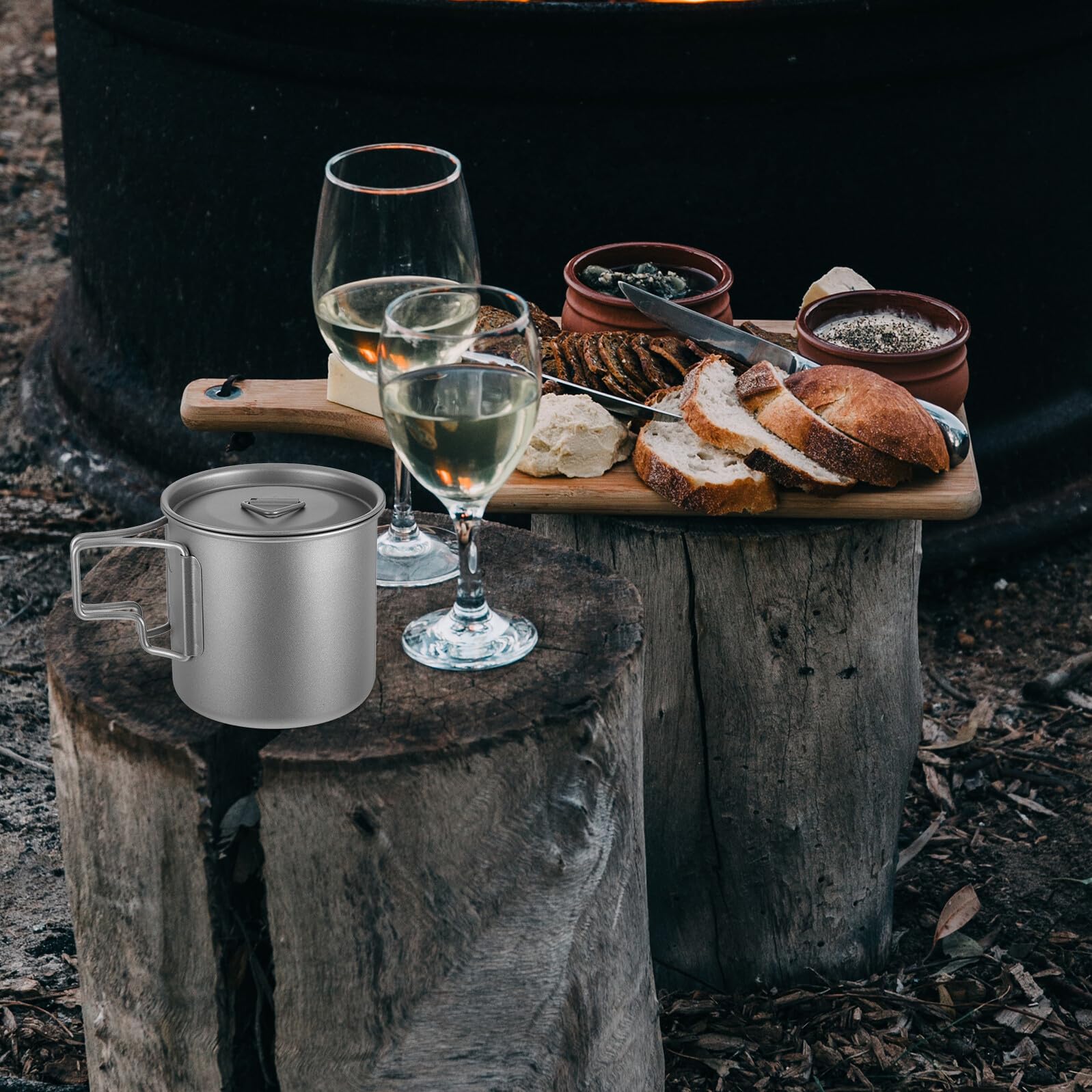 Cabilock Tasse Isotherme en Titane avec Couvercle et Poignée Pliable, Légère et Polyvalente pour Camping, Randonnée, Bureau ou Voyage, Chauffage Rapide et Paquet de Rangement Inclus