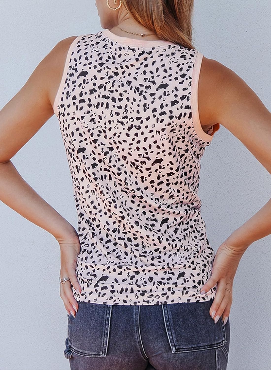 Dokotoo Womens Leopard Print Tank Tops Crewneck Sleeveless Summer Casual T-Shirts Blouses - Image 6