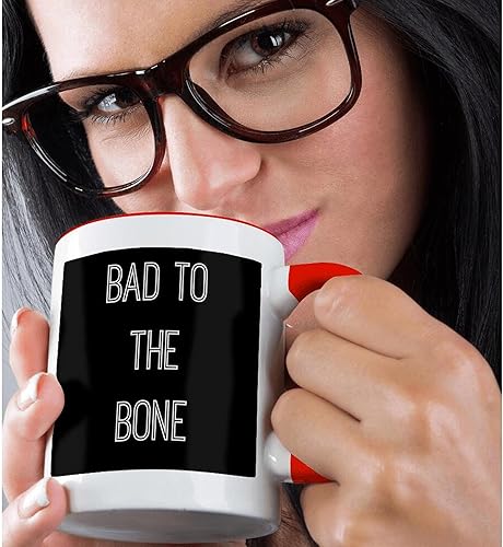 Miniatura 2 de 3dRose Bad to The Bone - Taza de fondo con letras de 11 onzas, negroblancorojo