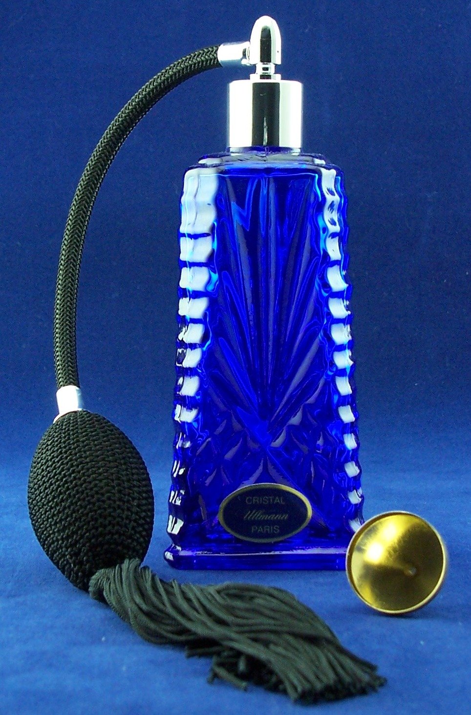 Borlas vaporizador triangular azul cobalto con fleco negro en caja