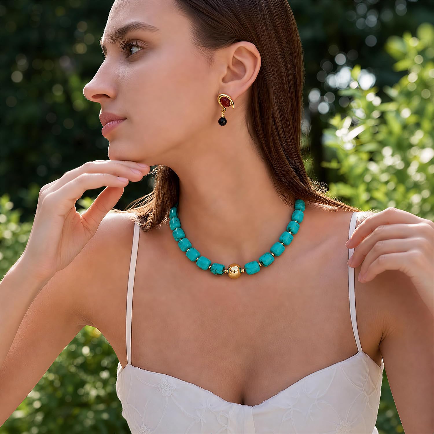 Multicolor Beaded Necklace,Chunky Cube Beaded Statement Necklace, Boho Resin Choker Necklace for Women,Lightweight & Cool, Suitable for Beach, Vacation, Daily Wear & Summer Parties