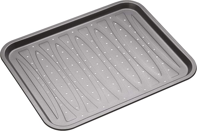 MasterClass Crisper Tray with PFOA Non Stick, Robust 1 mm Carbon Steel, 39 x 31.5 cm