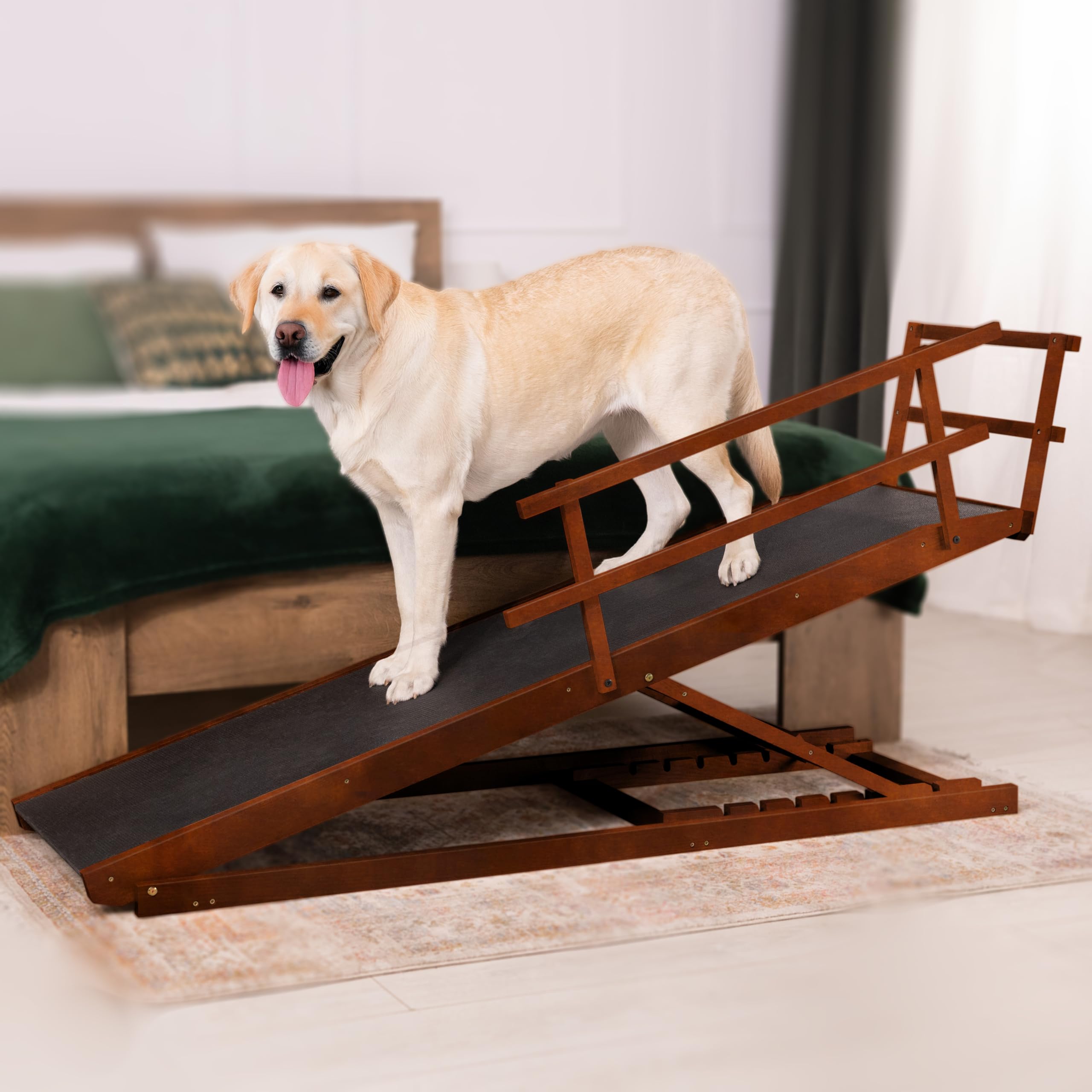 Rampe pour Chien Grande Taille pour Lit avec Barrières de Sécurité – pour Lit Haut jusqu'à 94,5 cm – Capacité jusqu'à 90 kg – Rampe de lit pour Chien Pliable, Antidérapante – Bois de Bouleau – Noix