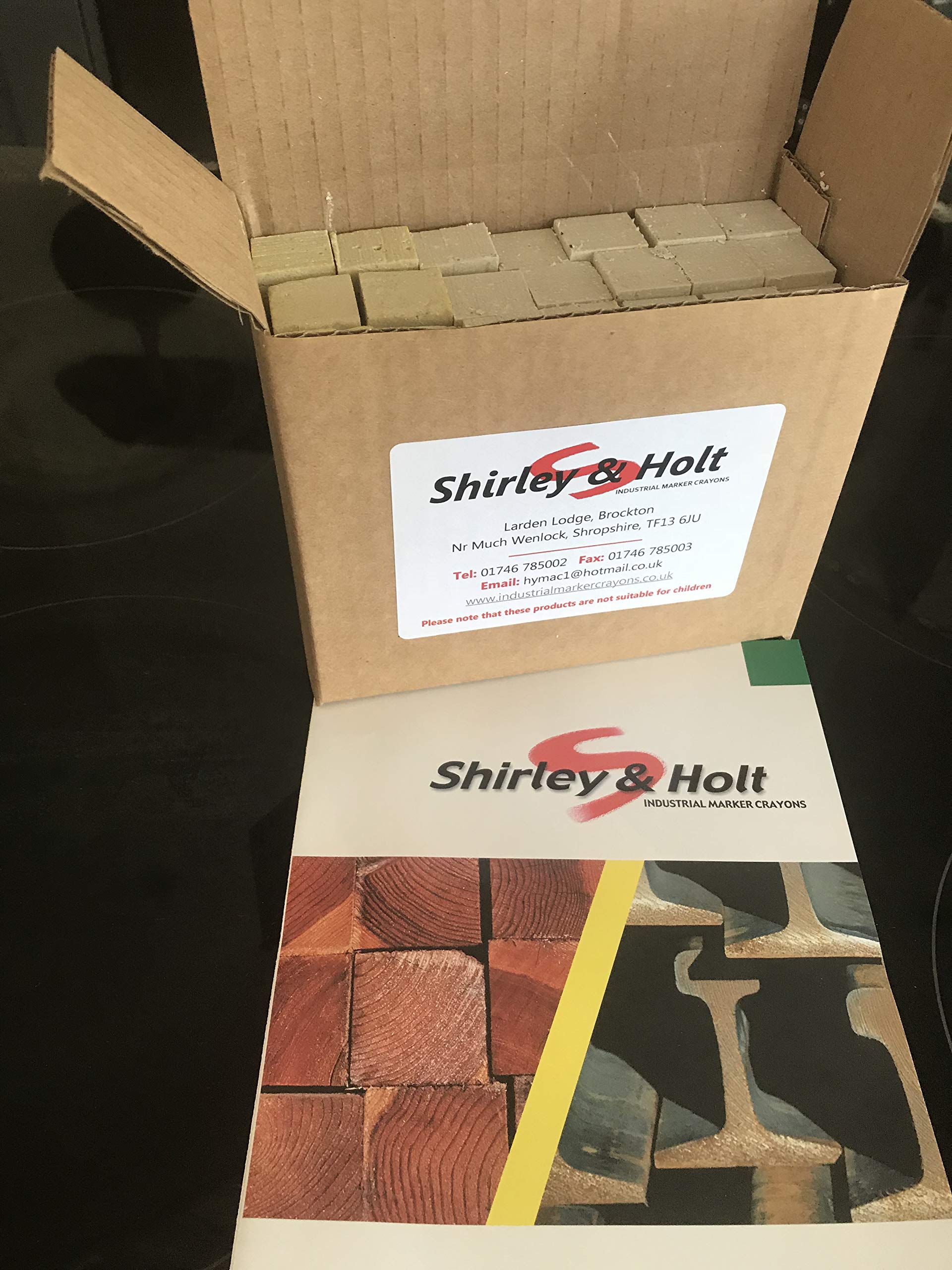 SHIRLEY AND HOLT ALL PURPOSE WAX CRAYONS FOR MARKING OF ALL SURFACES (BOX 21 WHITE) AN ALL ROUNDER,THESE CRAYONS LEAVE A CLEAR BOLD SEMI PERMANENT MARK THAT WILL LAST AS LONG AS CONDITIONS ALLOW