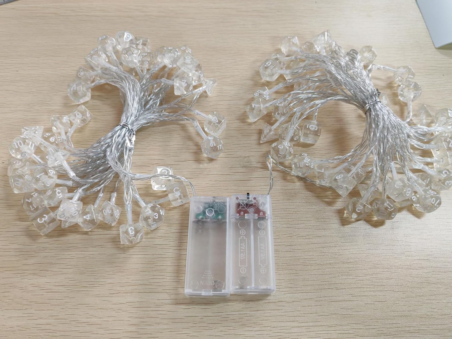 Wettarn 39 ft Polyhedral Dice String Lights LED Dice Lights Strands Extendable Glow in The Dark Party Decorations for Role Playing Game Bedroom Indoor Outdoor Wedding Tree Garden Decoration