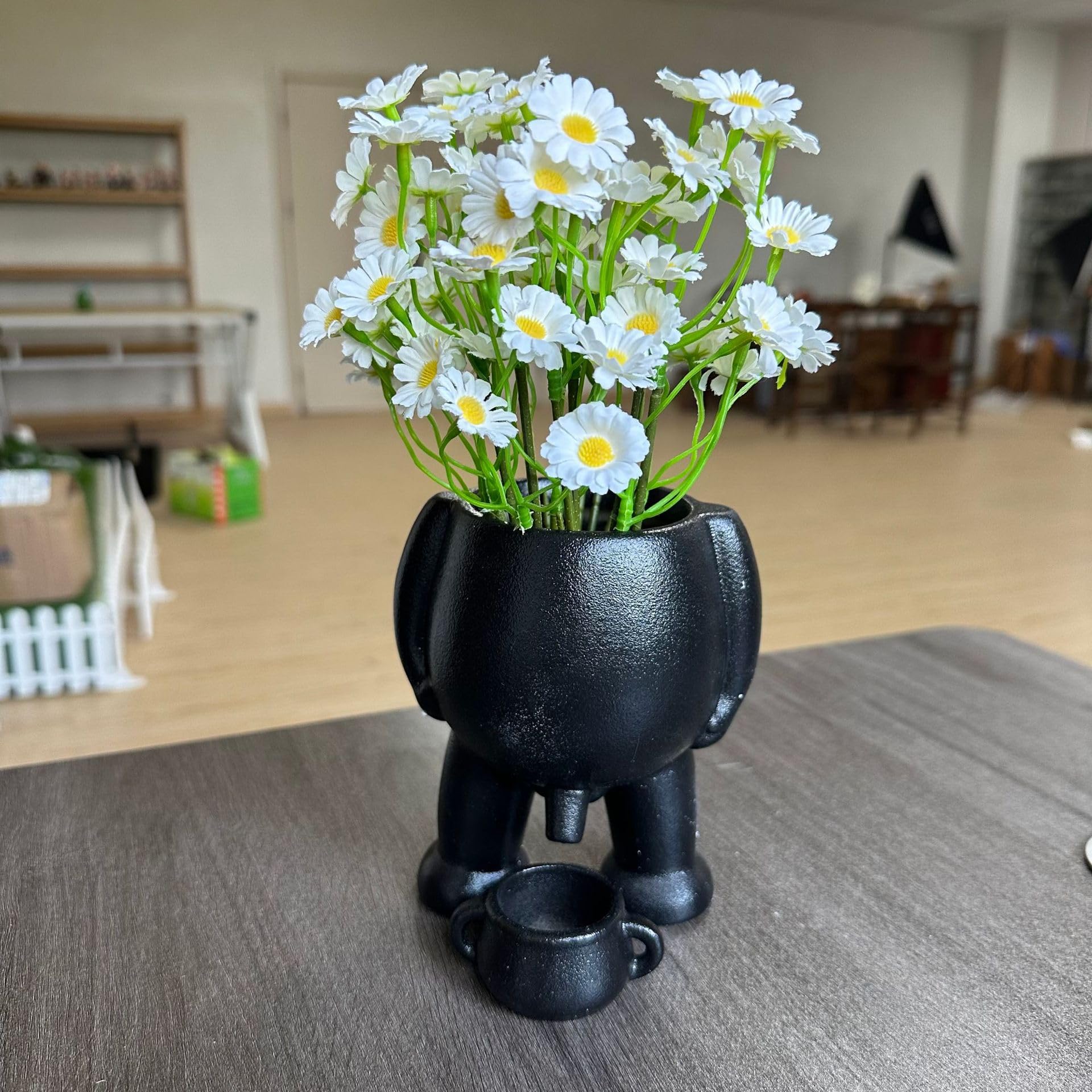 Amazon.com: Peeing Plant Pot Funny Planter, Pot Planter for Succulents,  Funny Succulent Pot Peeing Plant potpeeing Planter Plant Pee Pot Indoor  Tabletop Flowerpot (White) : Patio, Lawn & Garden