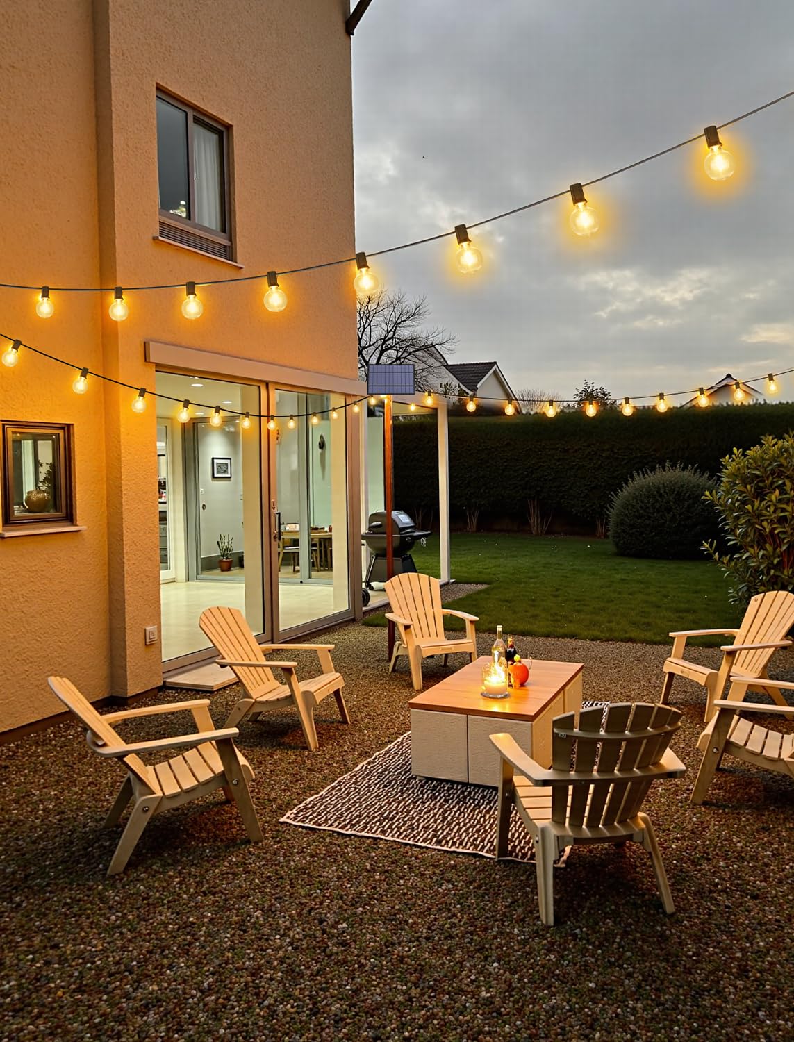 Larkvue Solar-Lichterkette für den Außenbereich, mit Fernbedienung, wasserdicht, dimmbar, 3 Modi, Terrassenlichter mit 20 + 2 LED G40 Glühbirnen für Café, Bistro, Schwarz