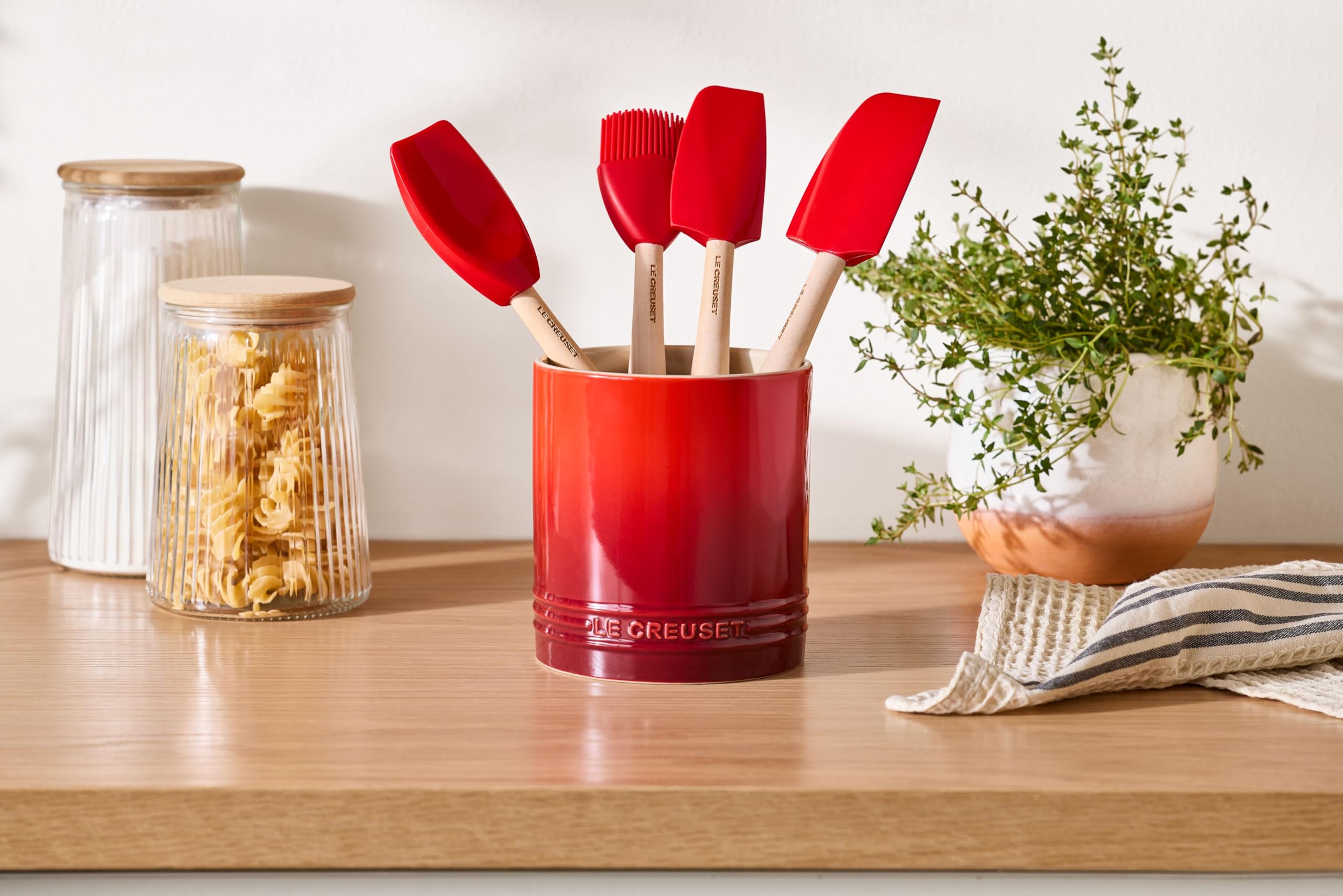 Amazon.com: Le Creuset Stoneware Signature Straight Wall Utensil