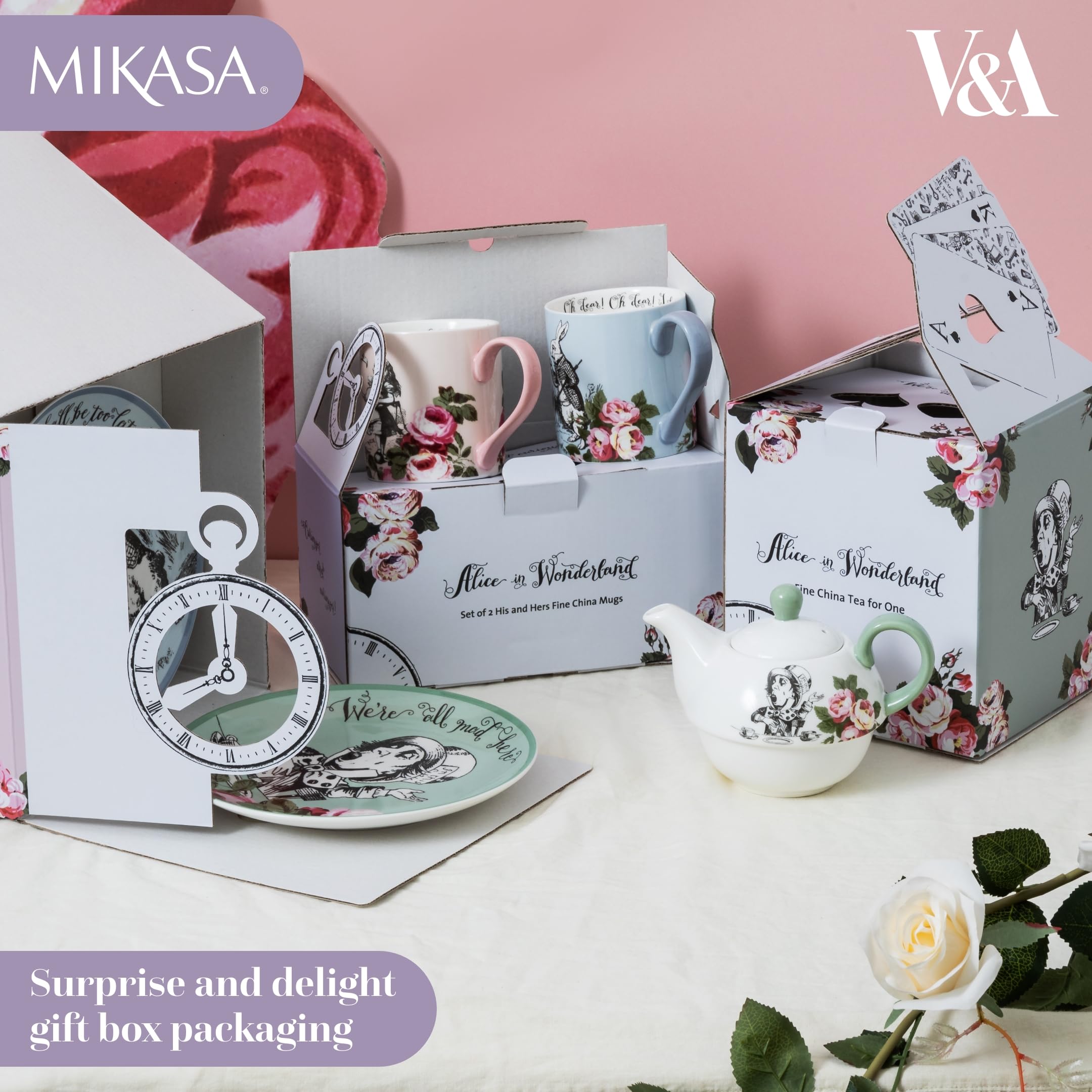 MIKASA and The V&A - Juego de 4 platos para tartas para té de la tarde, 21 cm, porcelana china, té de Alicia en el país de las maravillas, apto para lavavajillas y en caja de regalo