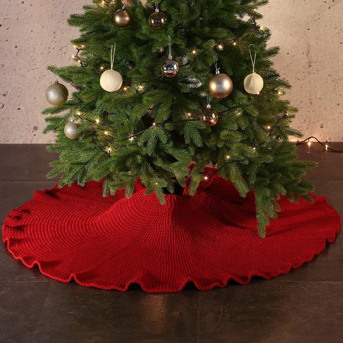 vctops Knitted Christmas Tree Skirt, 48 inches Cable Knit Thick Rustic Ruffled Xmas Holiday Decoration (Red, Diameter 48")