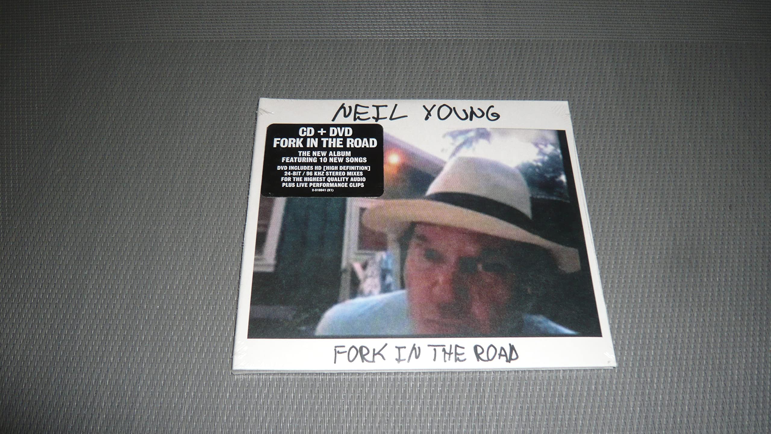 米LP Neil Young Fork In The Road 5180401 Reprise Records /00400 Neil Young - Fork In The Road: Amazon.nl: CDs & Vinyl