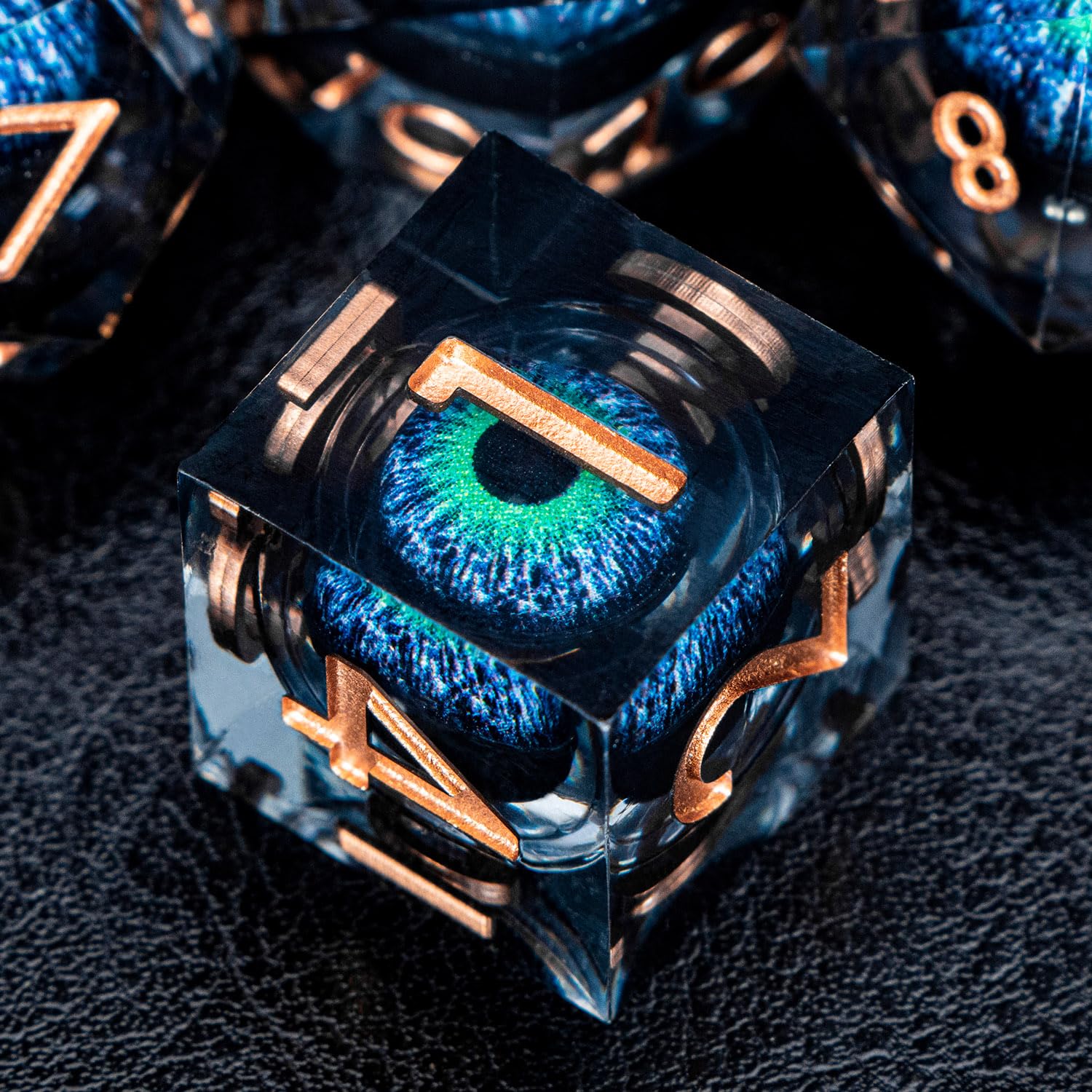 DND Set di dadi a forma di occhio di drago, con scatola, 7 pezzi, in resina, con bordo affilato, verde e blu, set di dadi poliedrici con nucleo liquido, dadi D e D, per giochi di ruolo D&D
