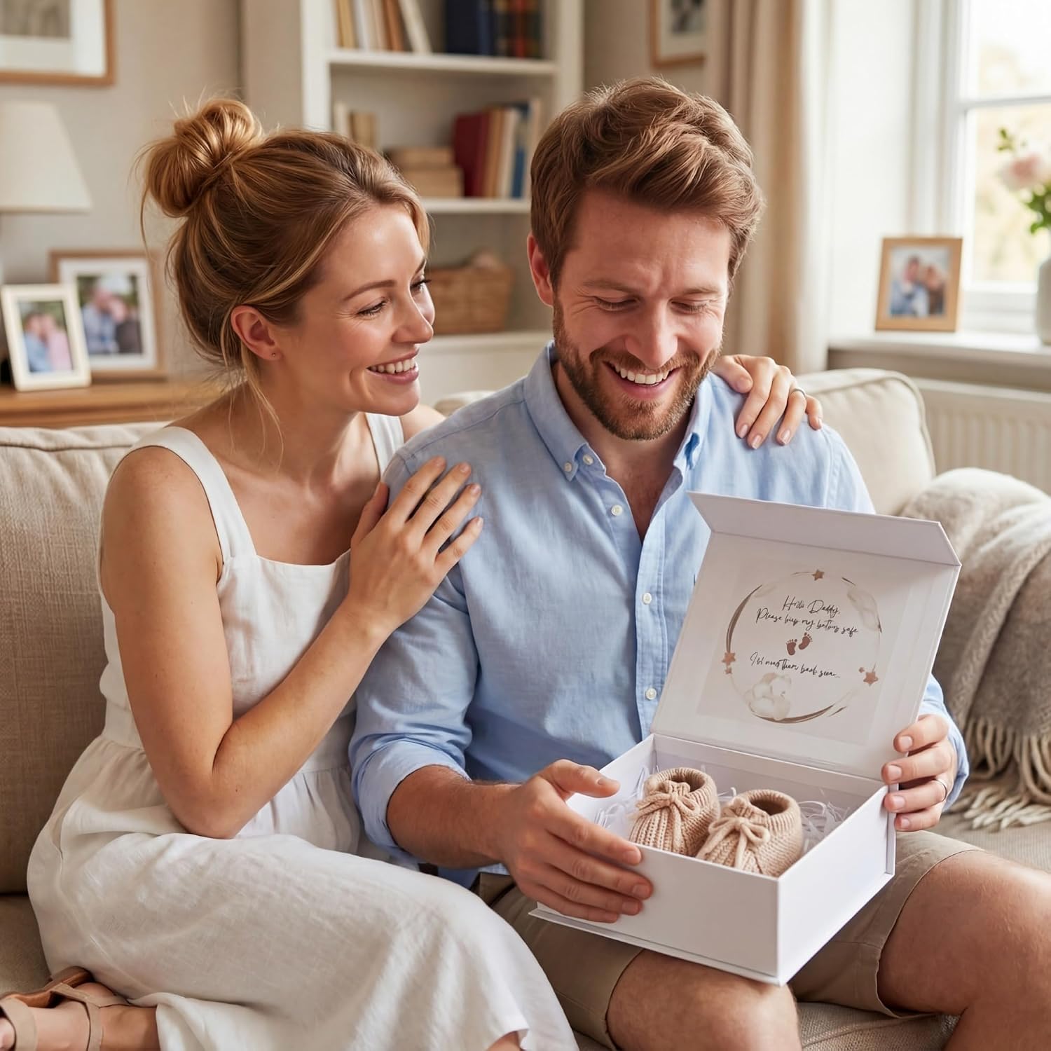 3 Pcs Pregnancy Announcement to Husband Set Secret Message Magnetic Gift Box 1 Pair Beige Knit Baby Booties & 10g White Raffia Paper Shreds Surprise Baby Shower Reveal Idea for Dad to Be