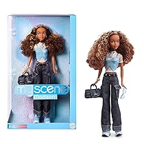 Barbie Signature – Madison My Scene, bambola da collezione in abito ispirato agli anni 2000 con top a farfalla, jeans cargo, borsa in denim e piedistallo, giocattolo per bambini, 6+ anni, HYC18