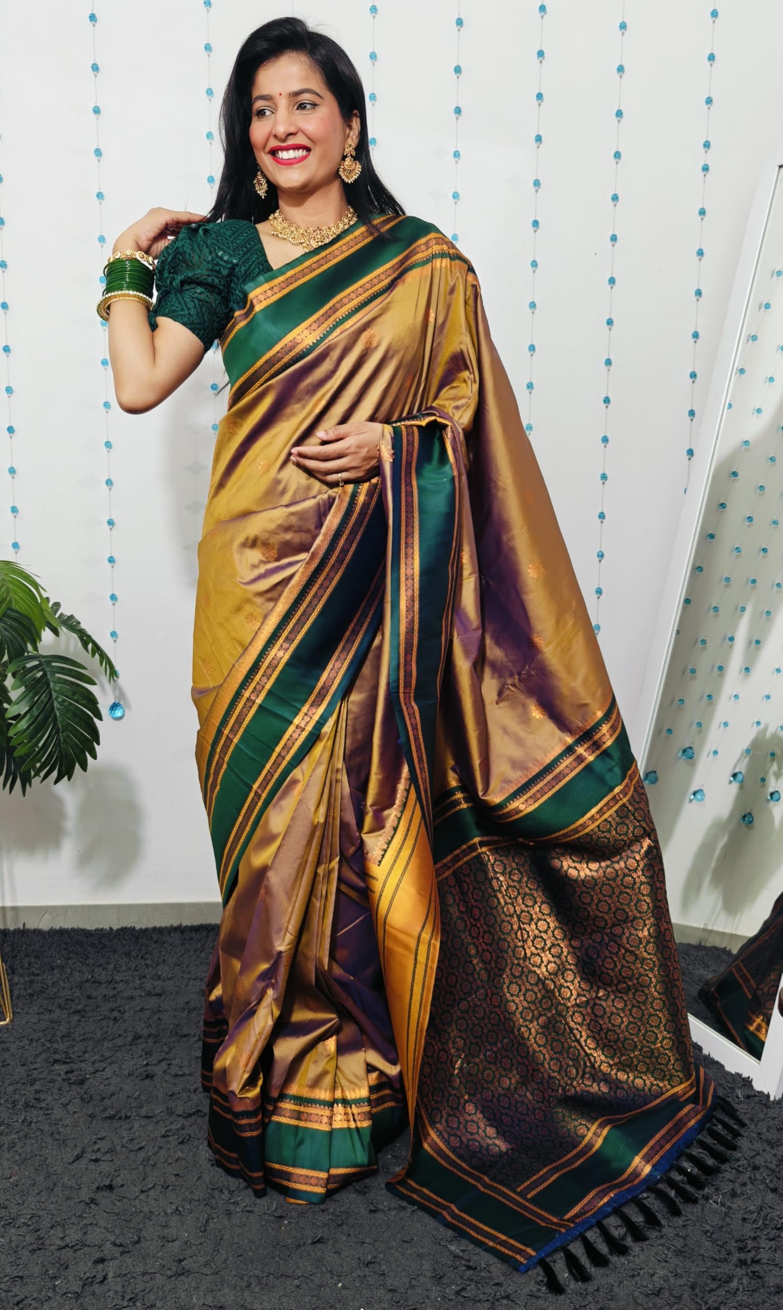SGF11 Women's Kanjivaram Ready To Wear Pure Soft Silk Saree With Blouse Piece (Grey) product image 4