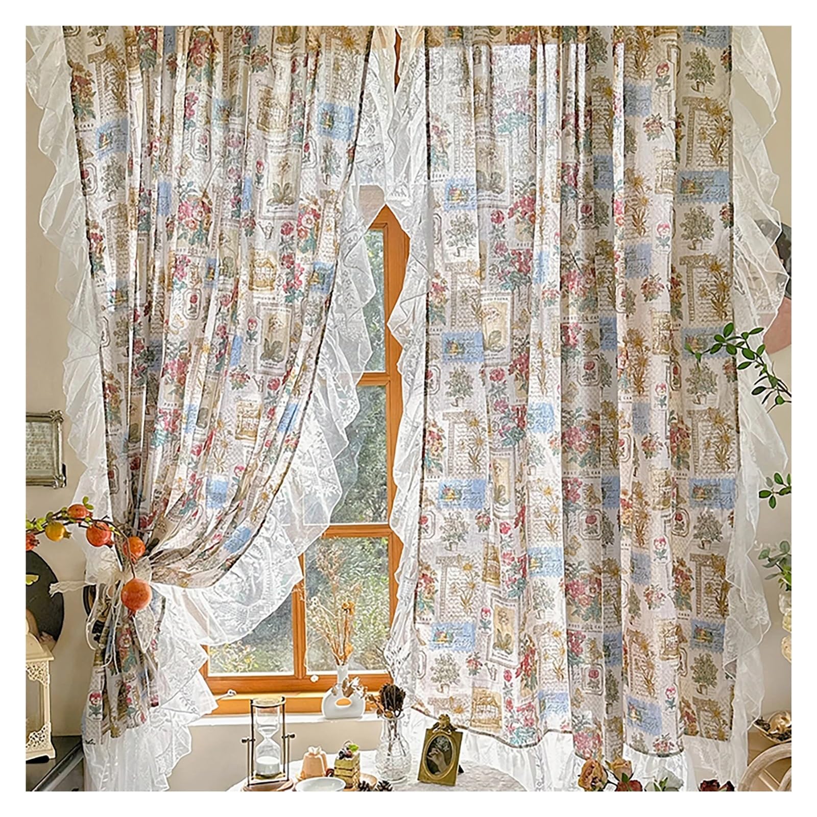 Rideaux semi-occultants imprimés à volants pour filtrer la lumière du salon