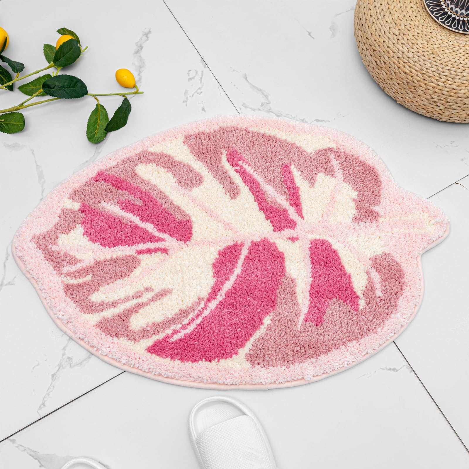 YulyreZome Leaf Bathroom Rugs Pink Cute Monstera Bath Rug Non-Slip Soft Plush Washable Bath Mat for Shower Floor Bathroom Tub Home Decor 19.7"x29.5"