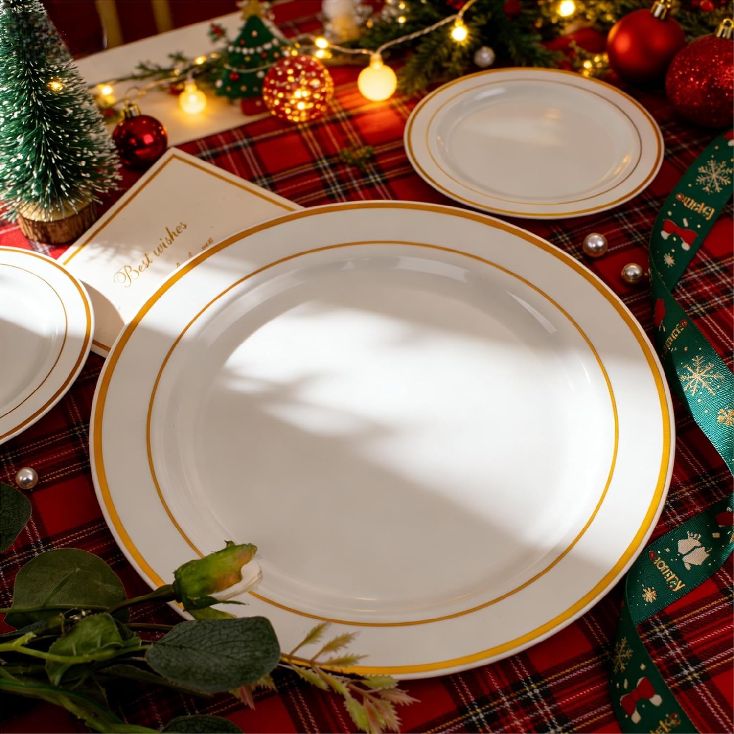 FLOWERCAT 60PCS Gold Plastic Plates - Heavy Duty White and Gold Plastic Plates Disposable for New Year Party/Wedding - Include 30PCS 10.25" Dinner Plates and 30PCS 7.5" Dessert Plates