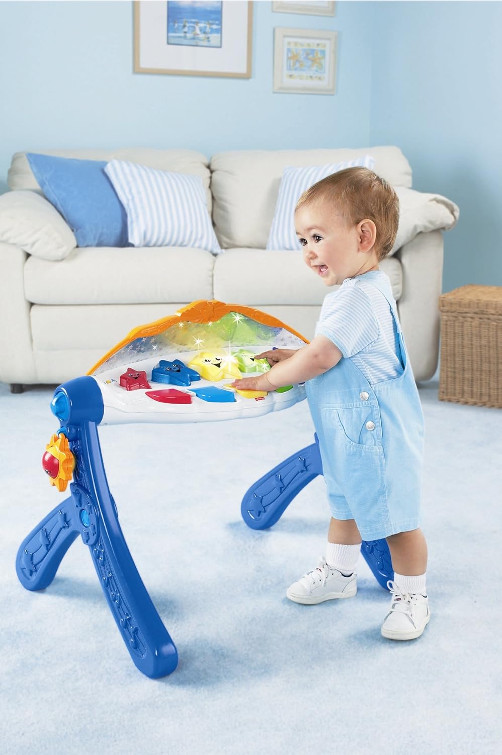FISHER PRICE SINGING STAR GYM by Mattel