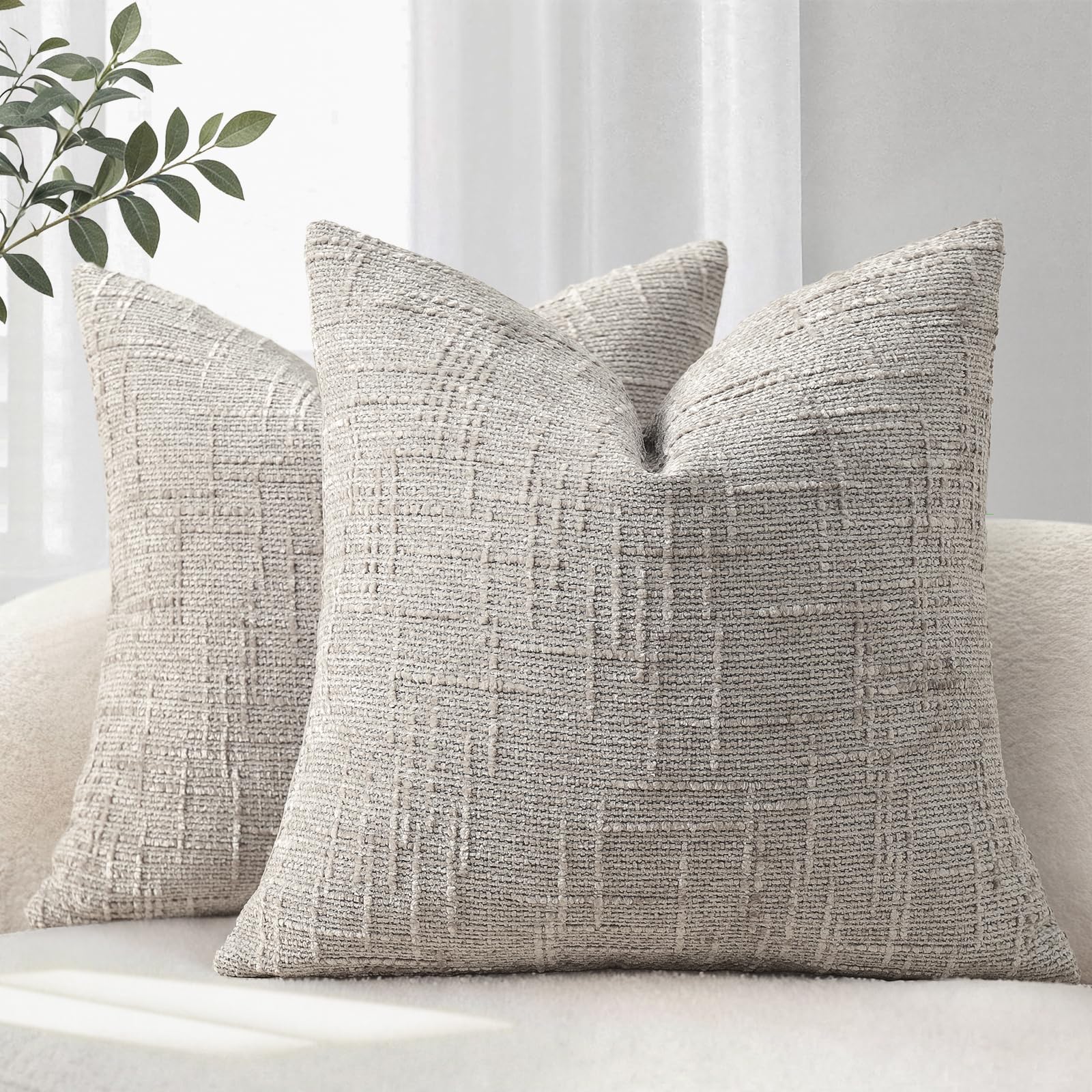 YCOLL Cushion Cover 50x50 2-Piece Set Sofa Cushions Made of Soft Chenille Fabric Cushion Covers Light Gray Sofa & Living Room Decorative Cushions for Cozy Home Decoration Ornamental Cushion Covers