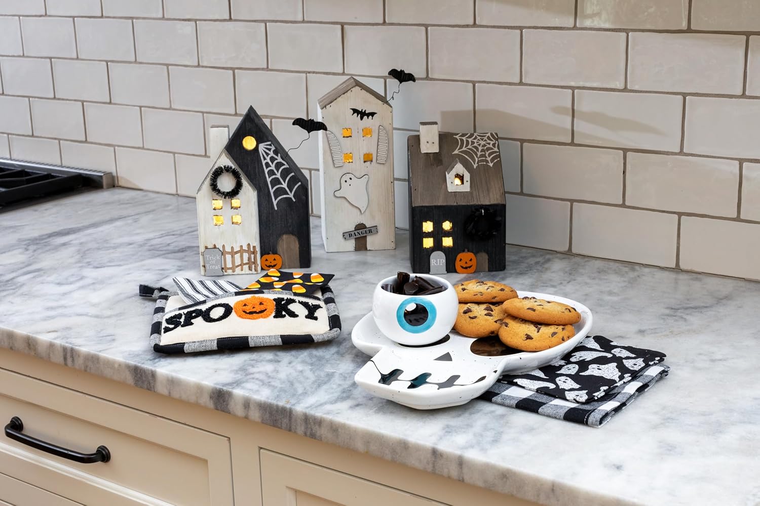 Mud Pie Led Wood Haunted House, Danger