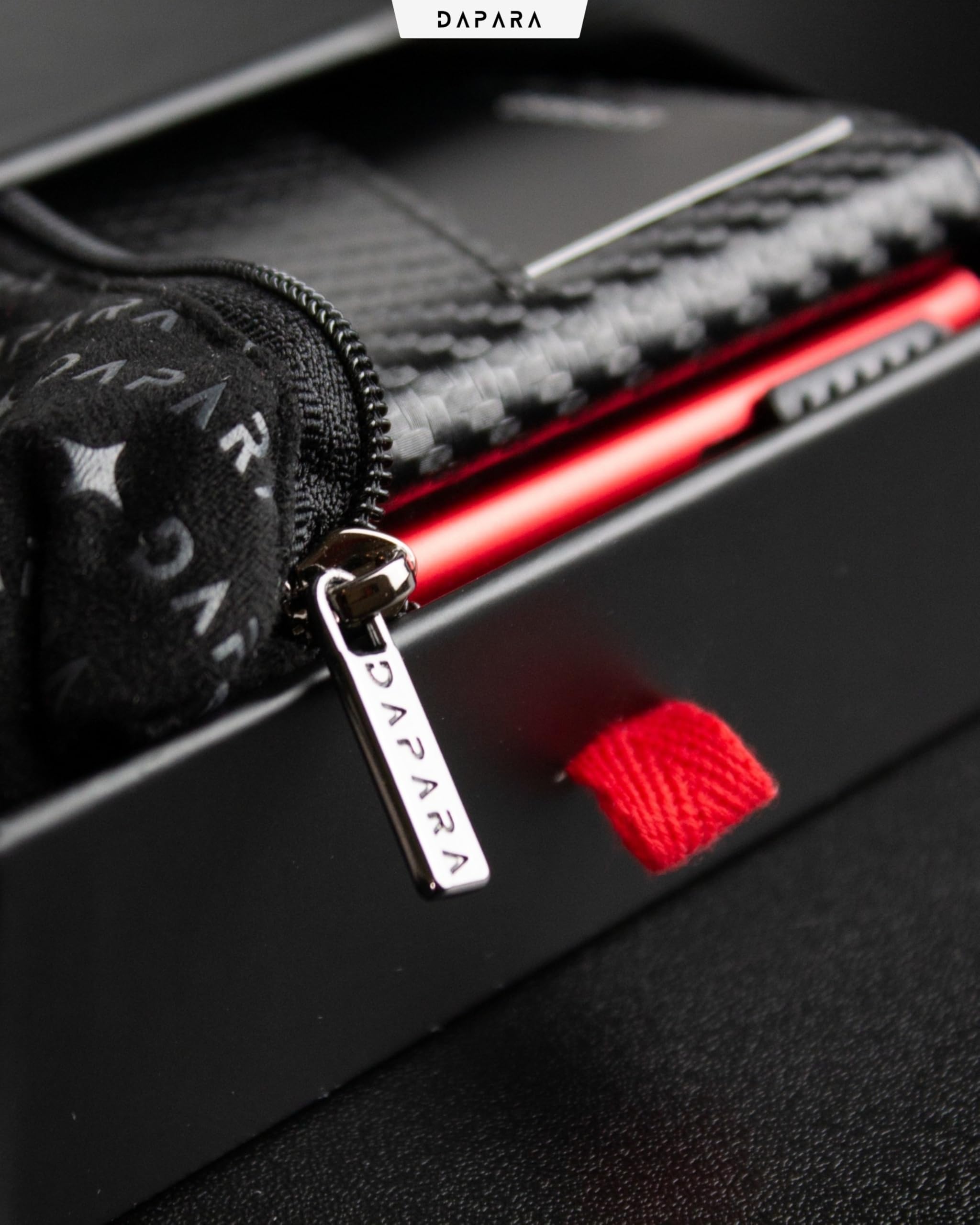 Geldbörse Herren | Slim Wallet Herren mit Münzfach & RFID-Schutz | Portmonee Männer | Kartenetui für 12 Karten | Smart Wallet for Men | Karten Geldbeutel | Portemonnaie | Carbon Red