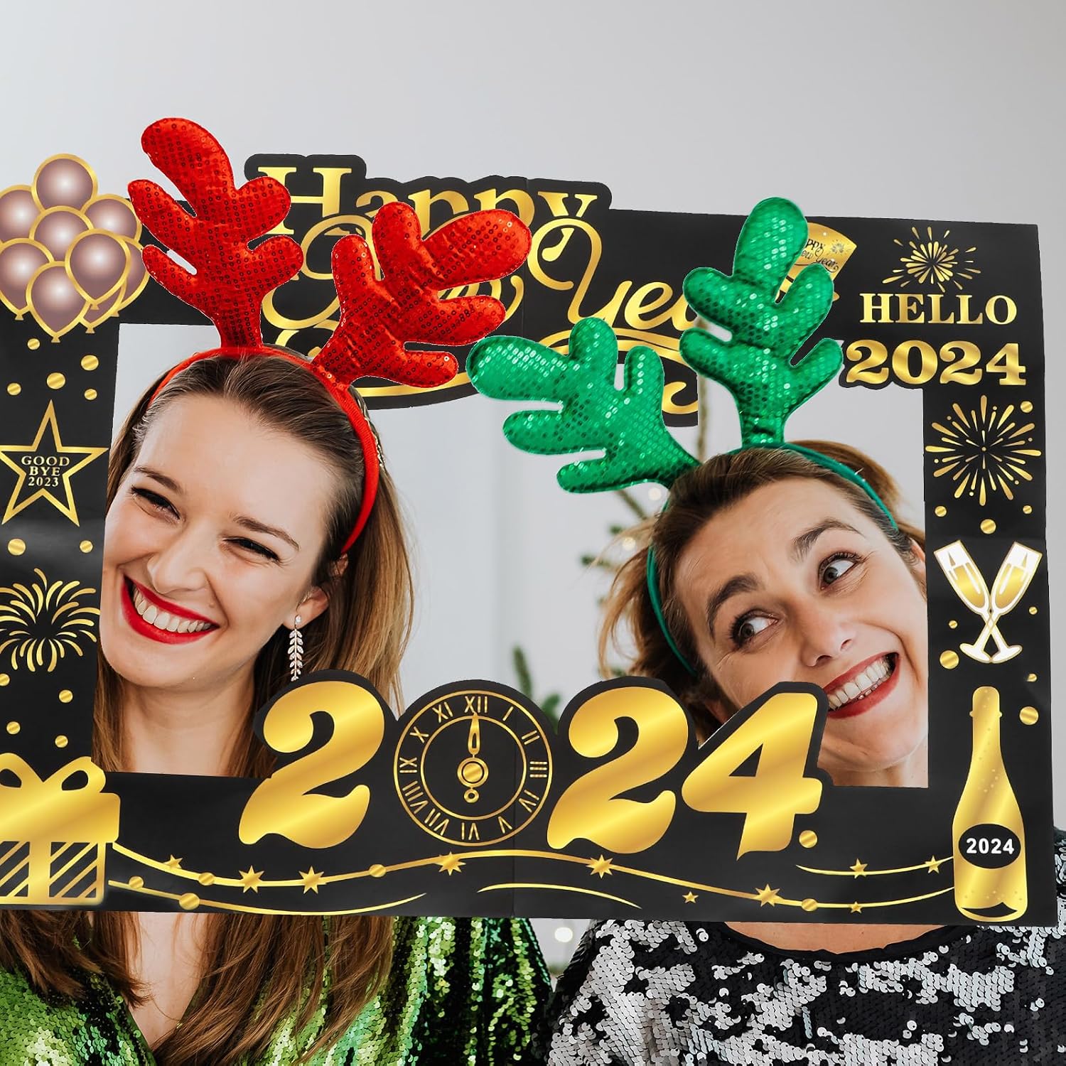 LUOZZY 2024 Happy New Year Photo Booth Frame Paper Selfie Frame Photo Props for 2024 New Year Eve Party Favors Supplies - Black Gold