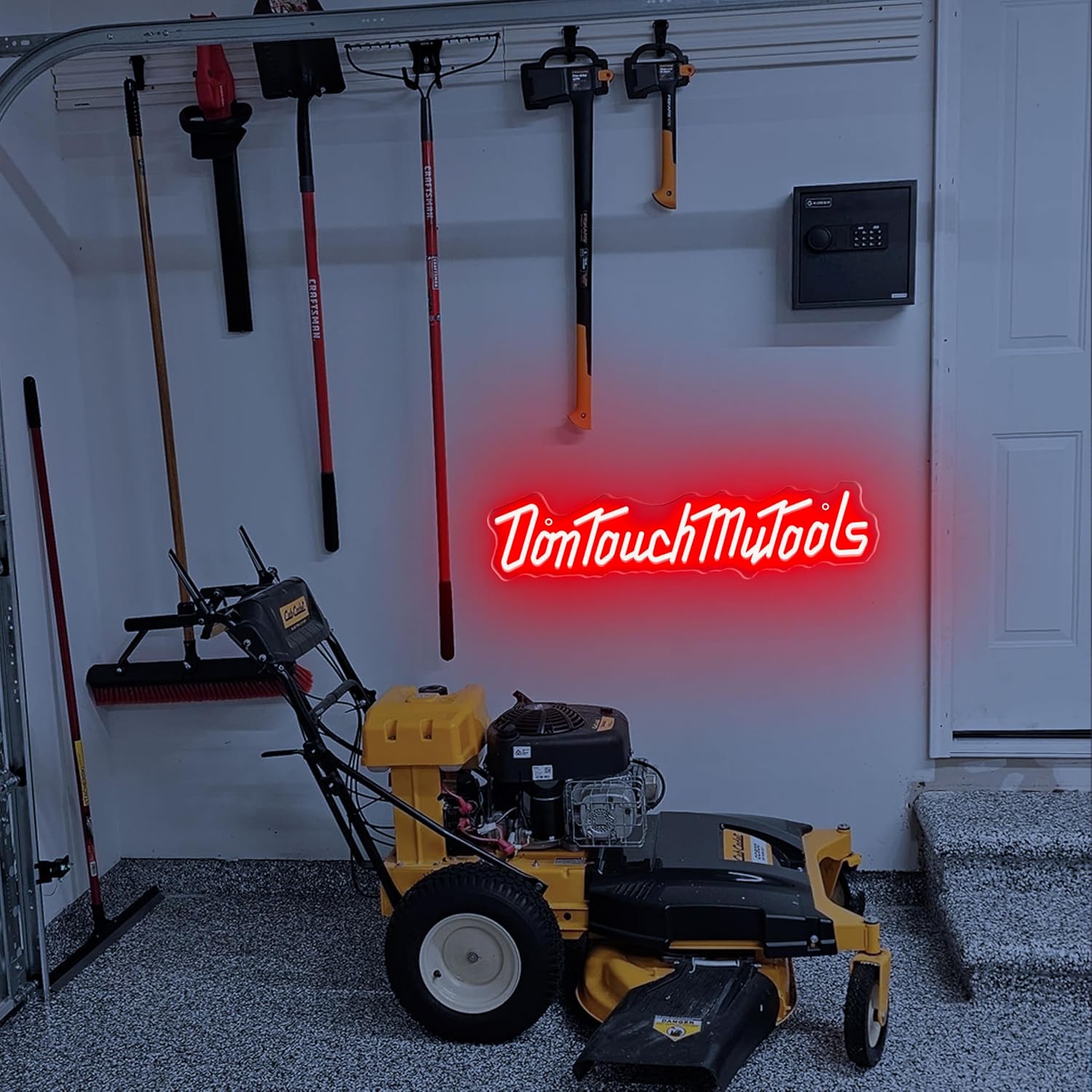 Don't Touch My Tools LED Neon Sign Funny Light for Garage Wall Decor Man Cave Light Workshop Gift for Handymen and Mechanics