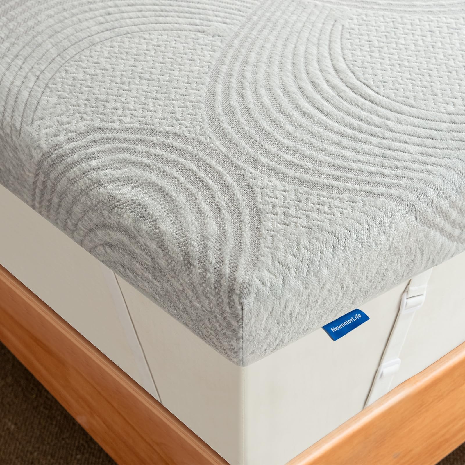 NewentorLife Memory Foam Mattress Topper for Back Pain Relief with Washable Cover Single (90x190x7cm), Classic Grey