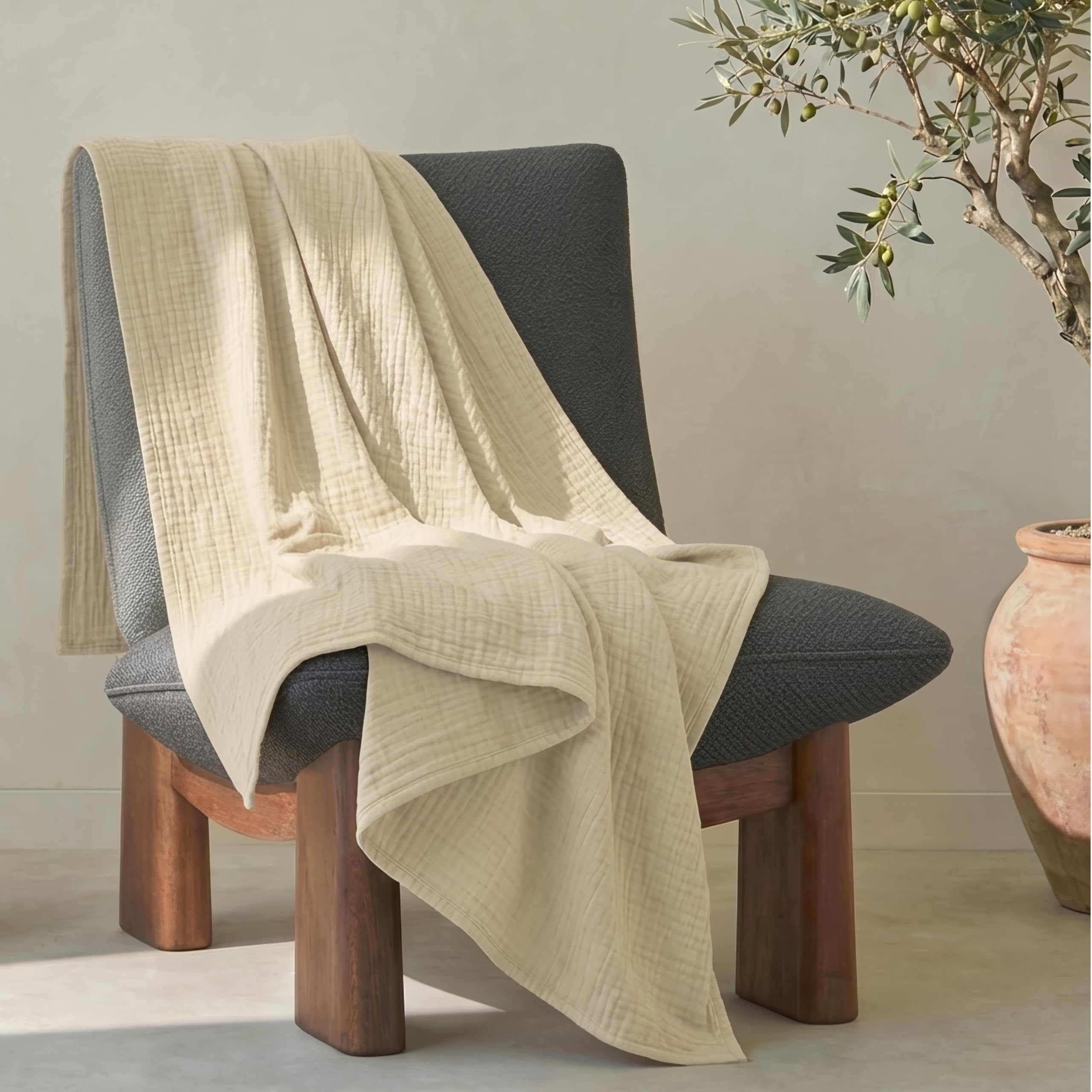 Dreamzie Musselin Tagesdecke 127x177 cm Baumwolldecke Oeko-Tex Zertifiziert Atmungsaktive Kuscheldecke Beige