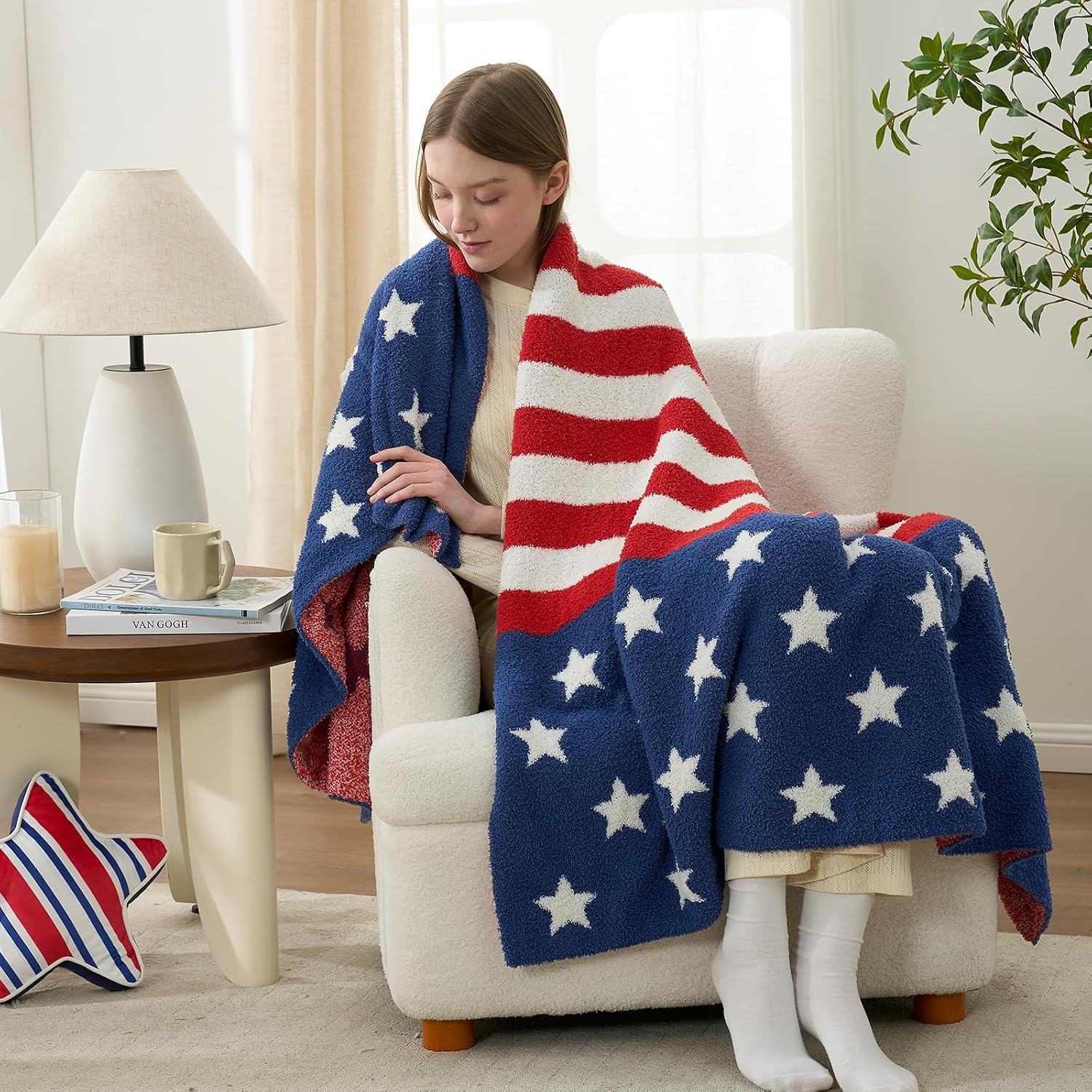 Snuggle Sac American Flag Patriotic Throw Blanket - Image 4