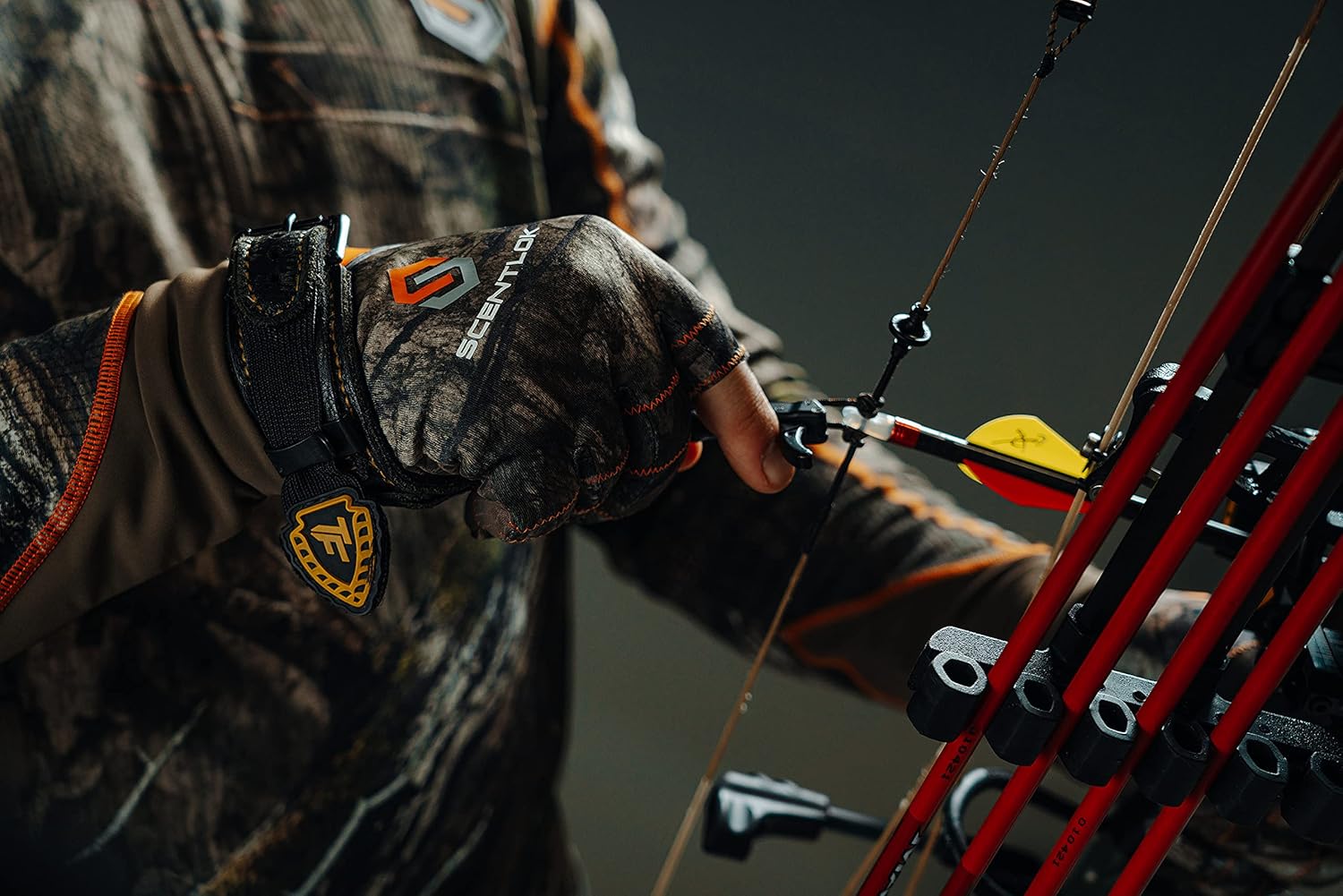 ScentLok Lightweight Camo Customizable Gloves for Hunting - Image 4