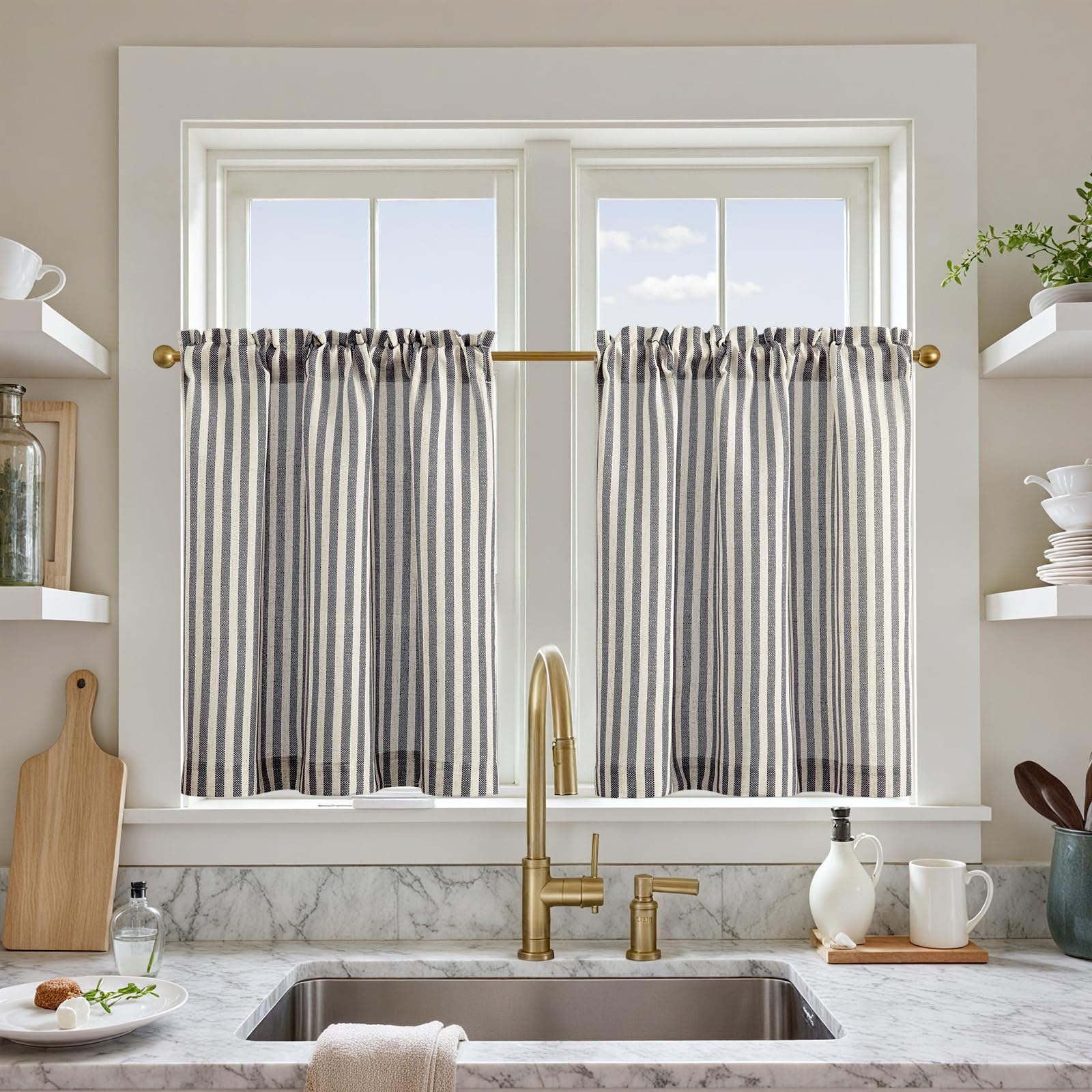 TOPICK 2er Set H 60 x B 65 (cm) Gestreifte Scheibengardinen modern Leinen Gardinen mit Streifen Küchenvorhang Blickdicht Kurz Küchengardinen für Küchen lichtdurchlässig Klein Fenster Schwarz auf Beige