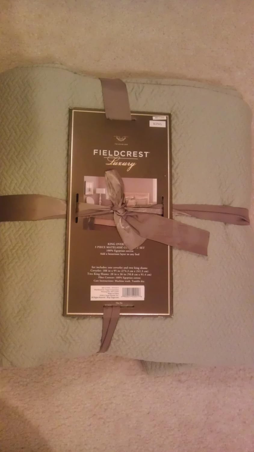 Fieldcrest Luxury Matelasse 3 Piece Coverlet SetGreenKing