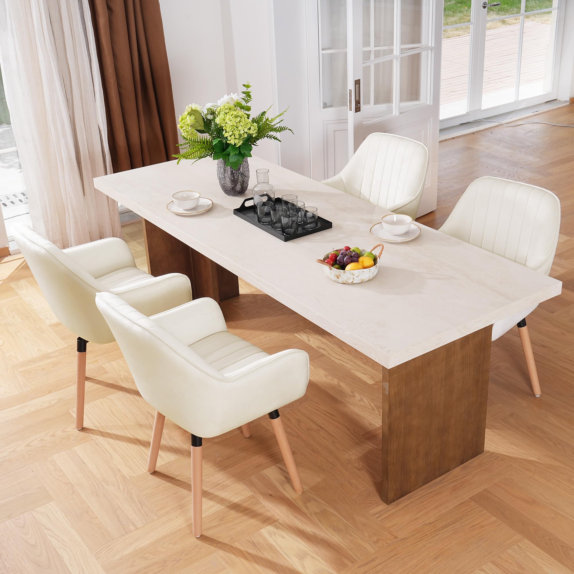 ELUCHANG Silla de Comedor Pack 4, 360°Giratoria, 12cm Grosor Sillones con Reposabrazos Altos, Crema Terciopelo Silla para Cocina, Salón, Dormitorio, Carga Máx. 150 kg, Patas de Madera