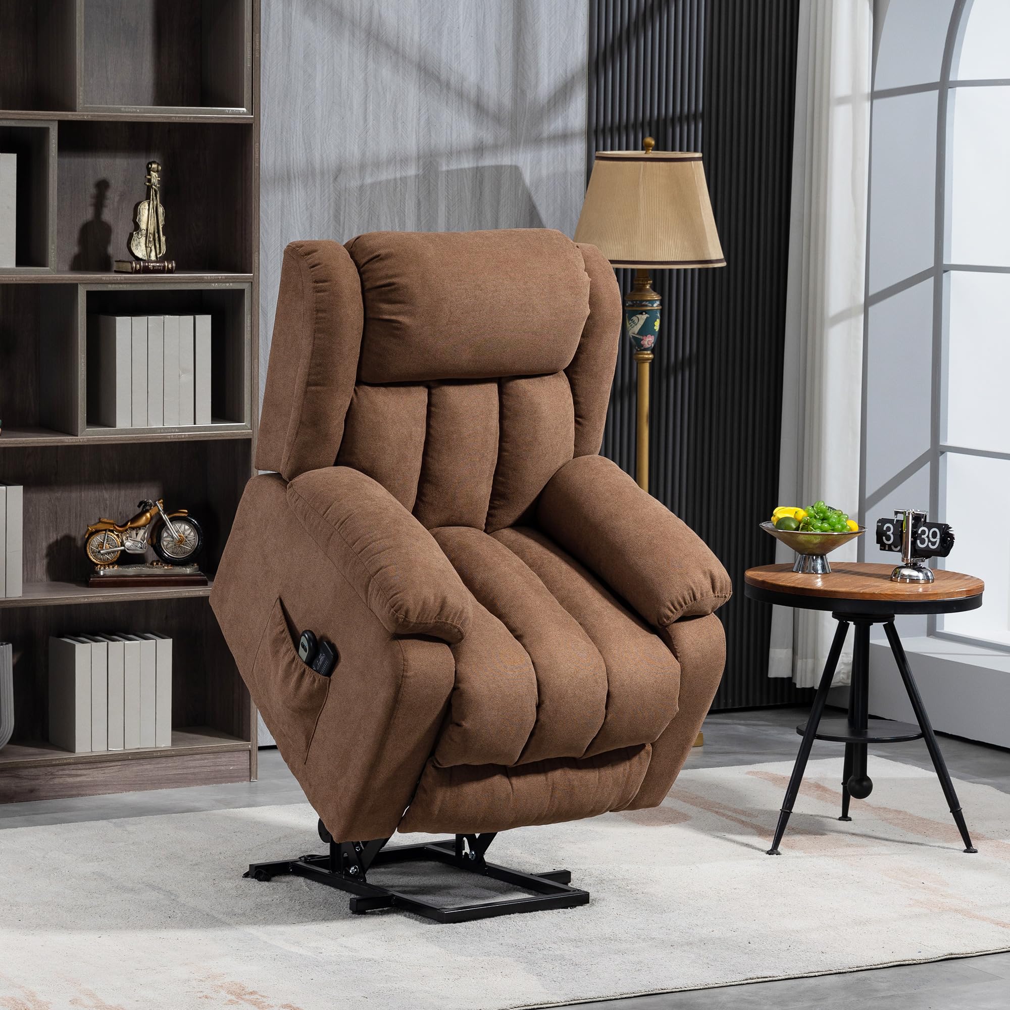HOMCOM Poltrona Alzapersona Elettrica con Telecomando, Poltrona Relax Massaggiante e Reclinabile in Tessuto con Poggiapiedi e Tasche Lateriali, 91x93x103cm, Marrone