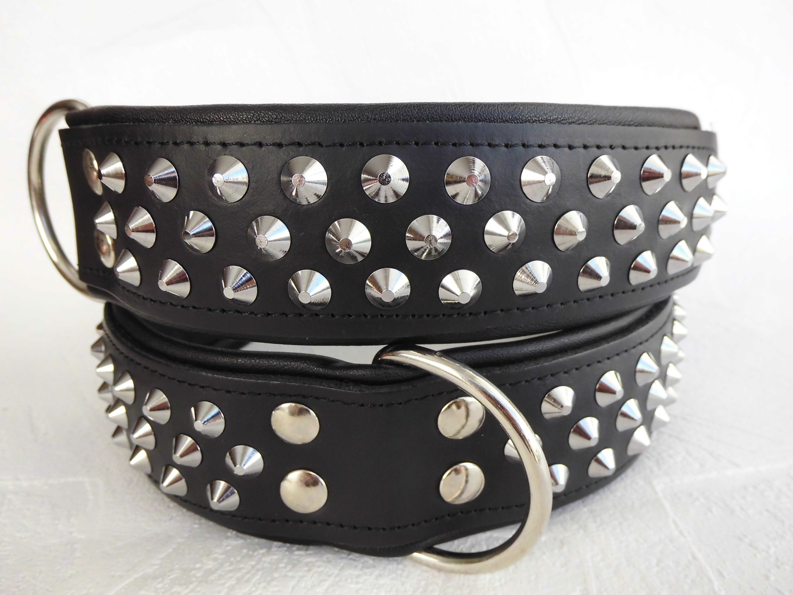 Leder Halsband - Hundehalsband, Nieten, Halsumfang 51-61cm, Schwarz Neu, Echt voll Leder