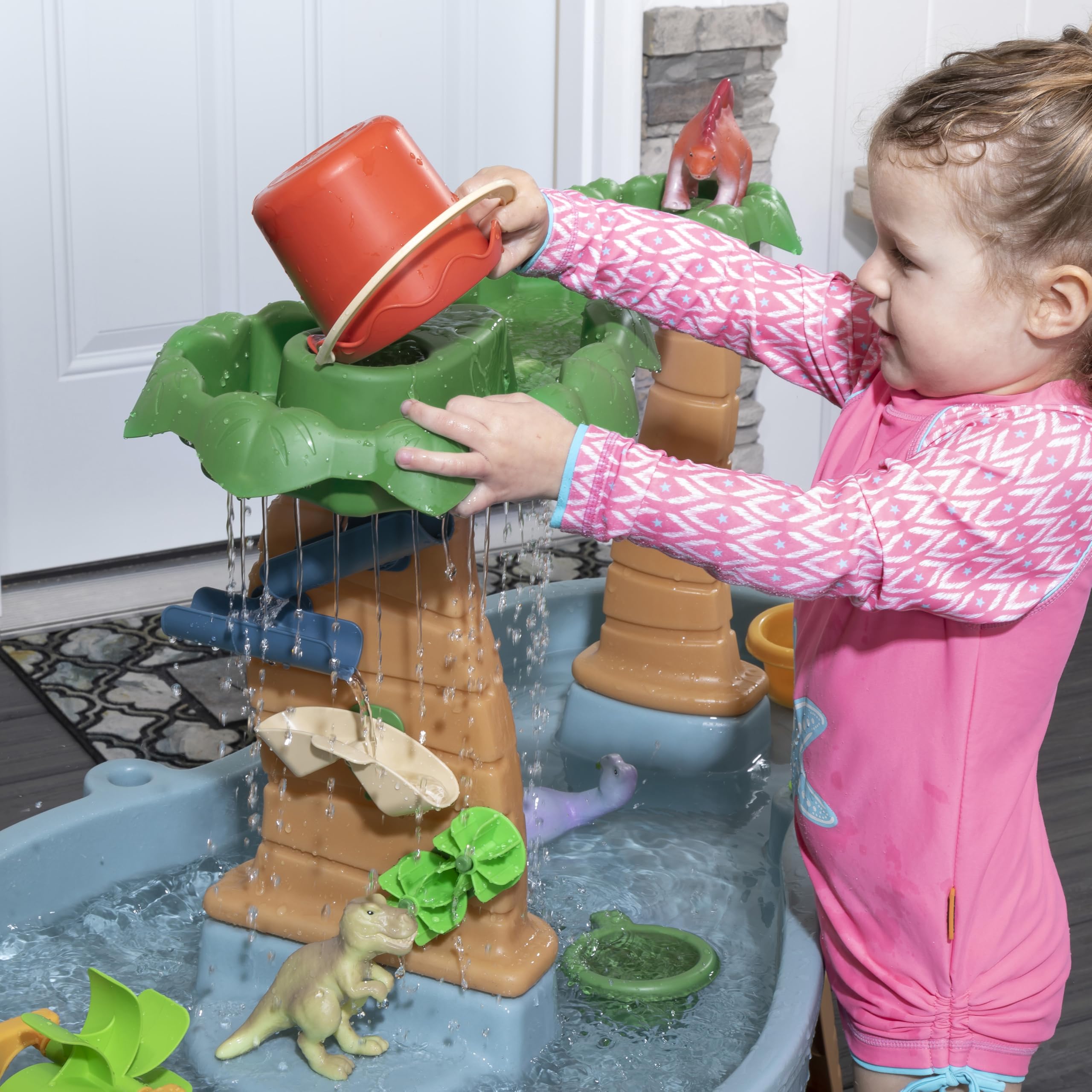 Step2 Dino Showers Mesa de Agua y Arena con 13 Accesorios, Azul y Marron, Juegos de Agua para ninos