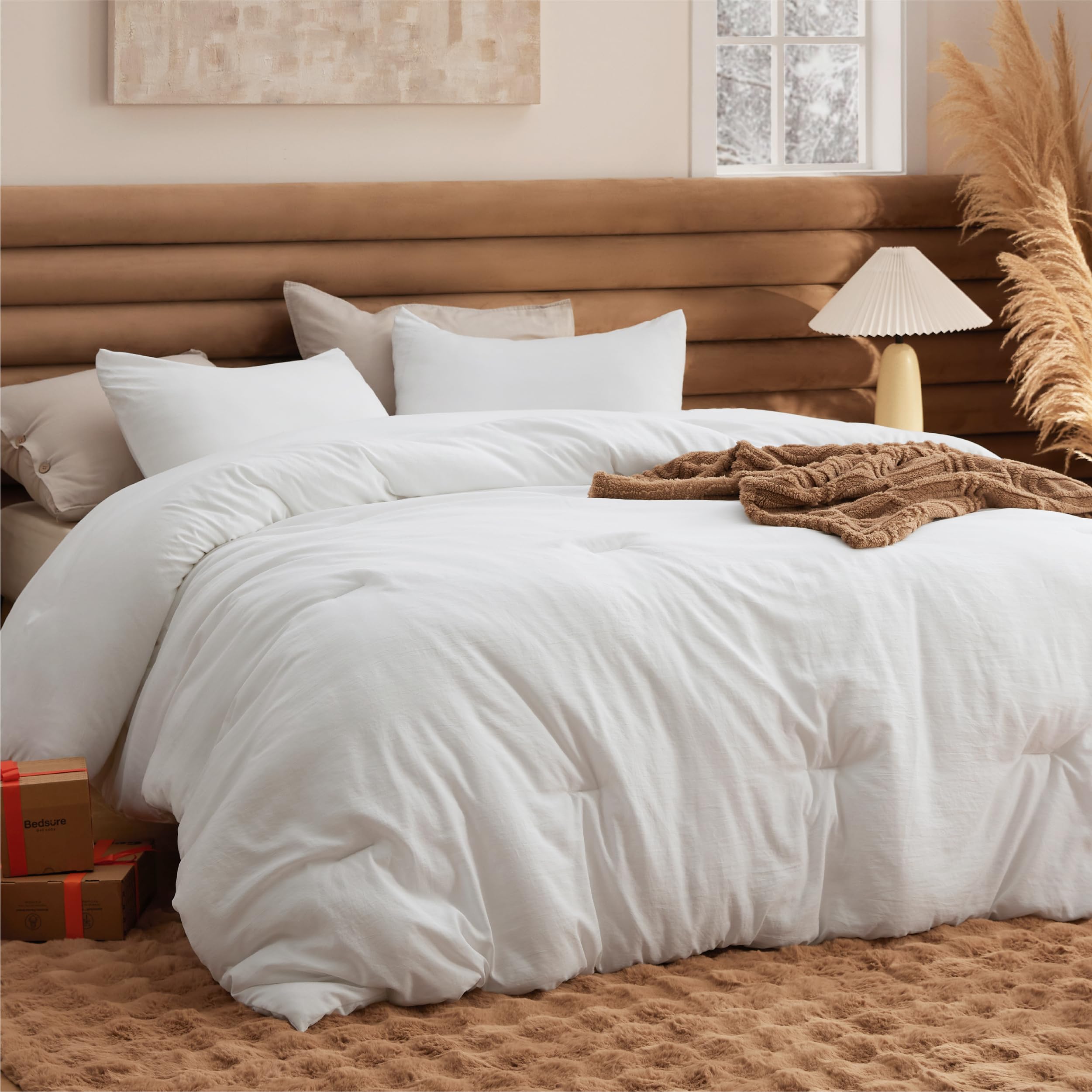 Bedsure Oversized King Size Comforter Set, White Soft Prewashed Bedding for All Seasons, 3 Pieces GentleSoft™ Down Alternative Bed Set, 1 Lightweight Comforter (120"x98") and 2 Pillowcases (20"x36")