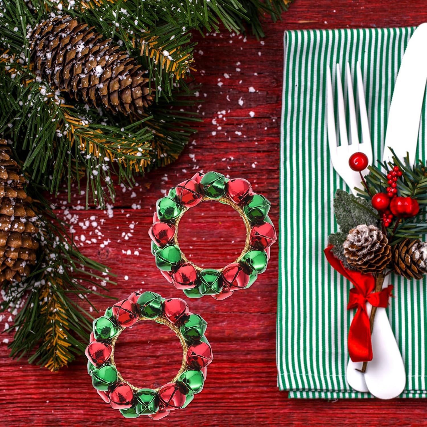 4pcs Christmas Bell Napkin Ring, Red and Green Jingle Bell Wreath Napkin Ring for Christmas Holiday Party Wedding Dinner Table Decor, Red+Green