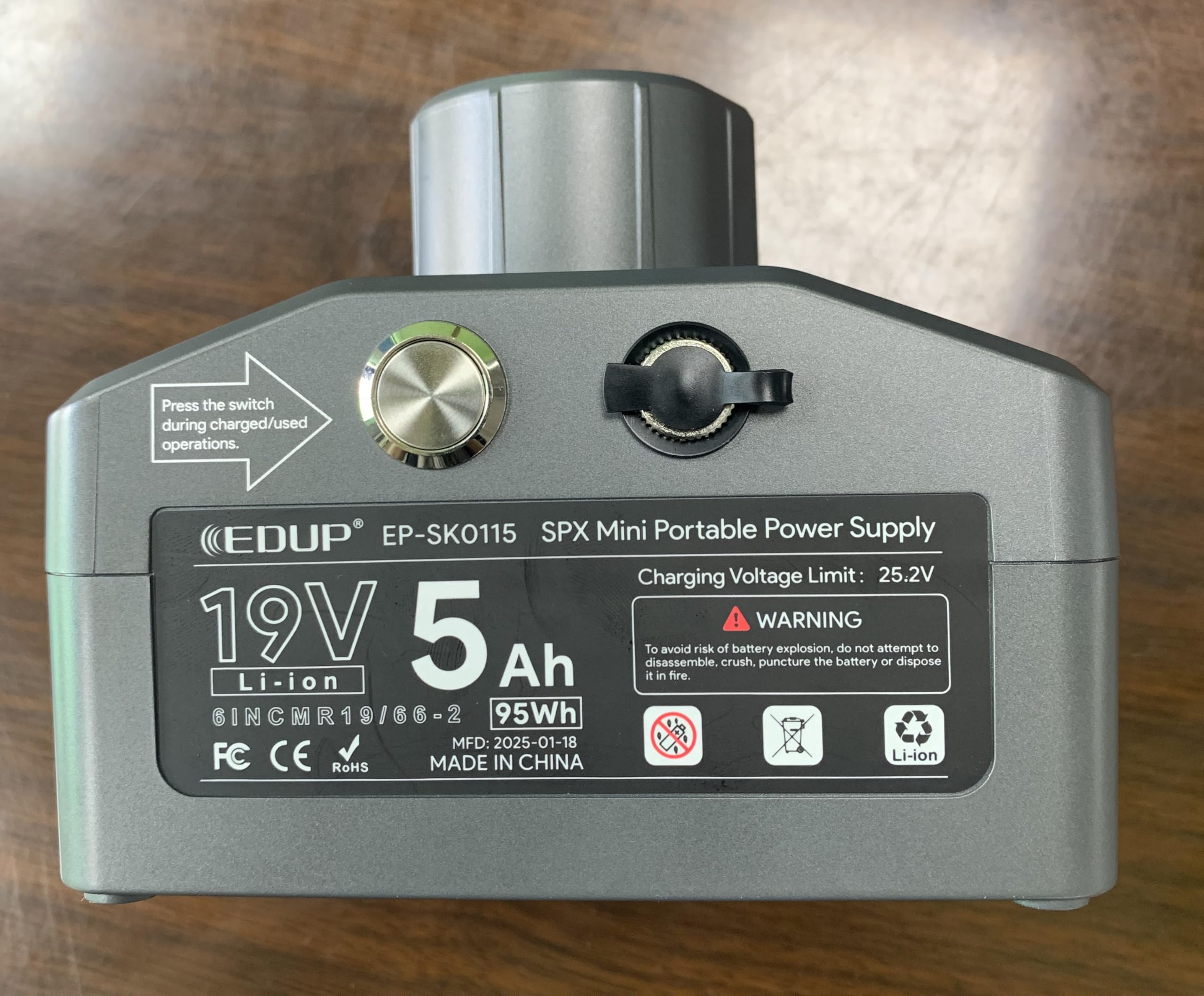 Externer Akku für Starlink Mini, tragbare Stromversorgung 95 Wh, Ausgang 19 V/5 Ah, wasserdicht IP65, mit Adapter DC 25,2 V/3 A, Backup-Batterie, Plug-and-Play, kompatibel mit Starlink Mini X