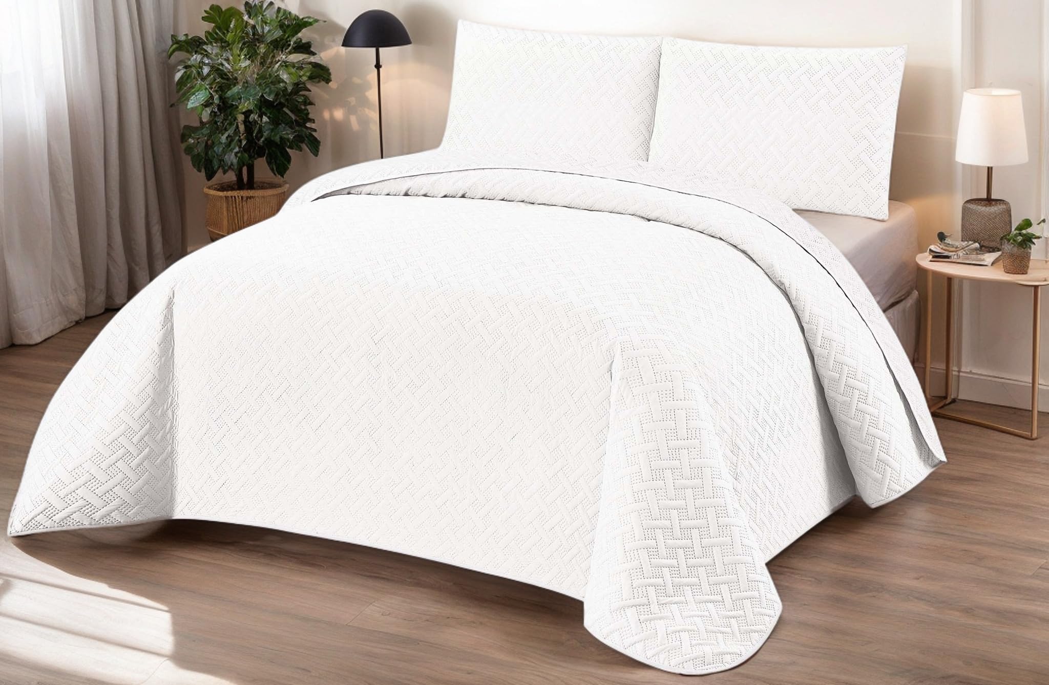DH DREAMER HOME Boutis Quilt with Embossed Braided White + 2 Cushion Covers 50 x 70 cm – Lightweight Thin Interseason Bedspread Extra Soft and Breathable (Bed 135, 220 x 260 cm)