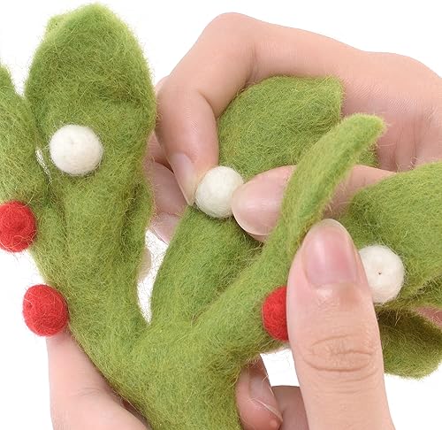 Miniatura 7 de Glaciart One Adorno de muérdago de fieltro, con cuerda de cáñamo, fácil de colgar, bonitos adornos de Navidad para el hogar y la oficina, adornos de