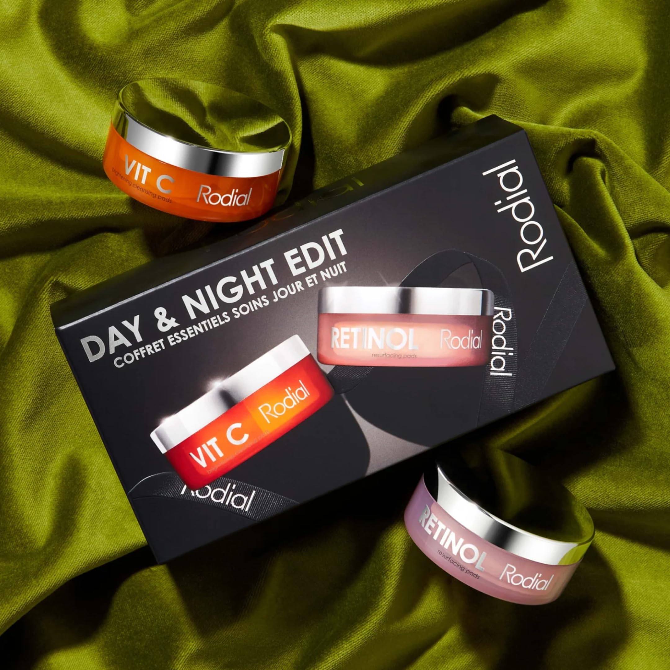 Rodial Day Night Edit - Vit C Pads (20 pads) + Retinol Resurfacing Pads (20 pads) | Retexturising, Smoothing and Illuminating Skincare Kit