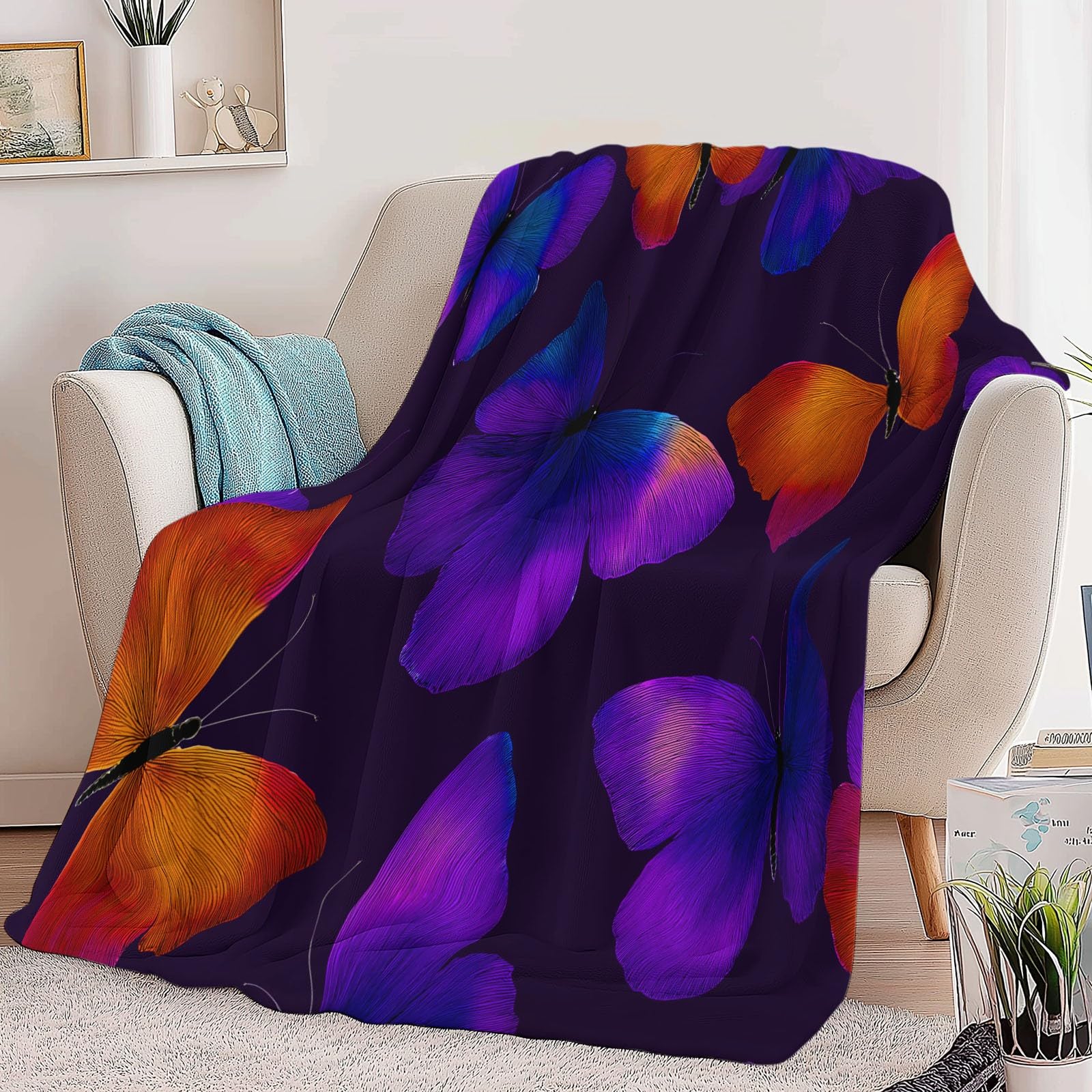 Ultracienki koc flanelowy, 220 x 240 cm, fioletowy, 220 x 240 cm, pluszowy i ciepły, neonowy, kolorowy nadruk motyla, lekki koc na łóżko, pościel na sofę, do podróży, dla dzieci i dorosłych, 220 x 240