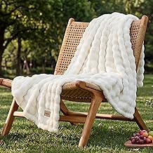 BEDSURE Cuddly Blanket Fluffy Bubble Blanket - Gifts for Women Sofa Blanket, Wool Blanket & Fleece Blanket, Decorative Soft Warm Blanket for Room, Living Room & Cuddly Blankets, Bedspread, Wool White, 220 x 240 cm